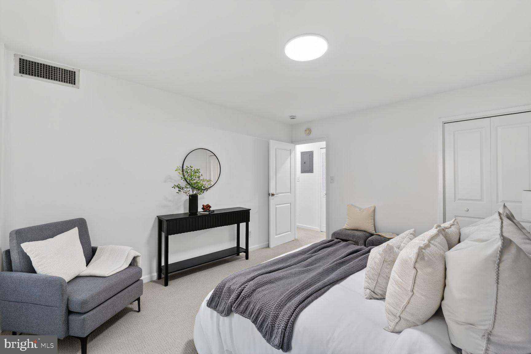 MAIN STREET GREEN - Residential