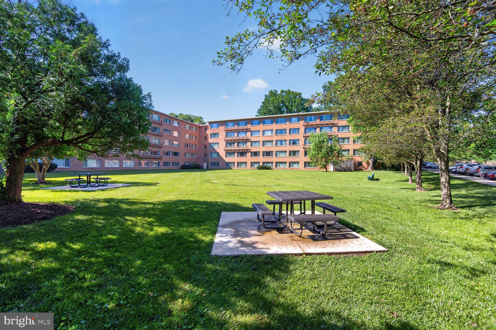 MAIN STREET GREEN - Residential