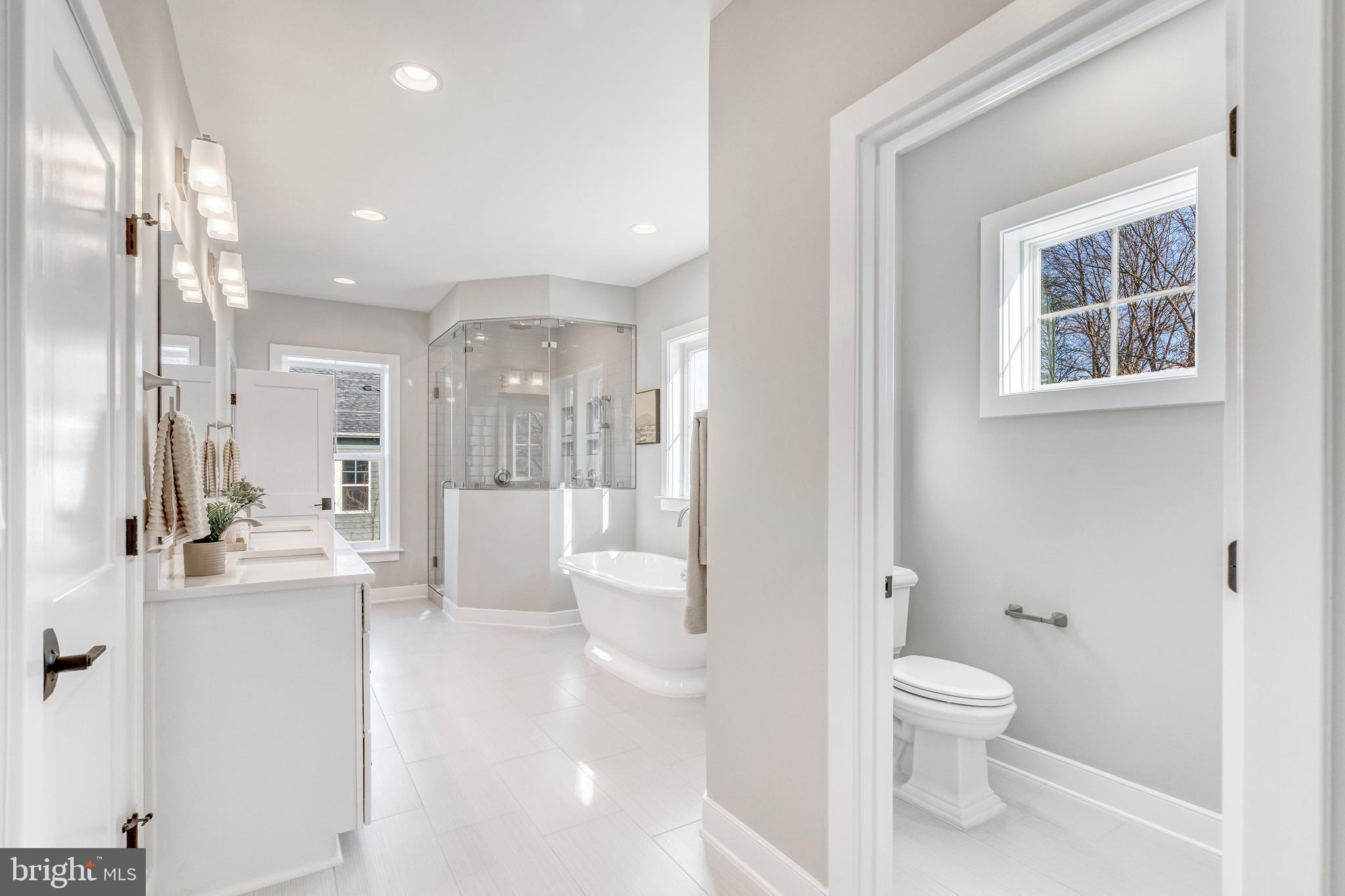 OAKWOOD - Residential