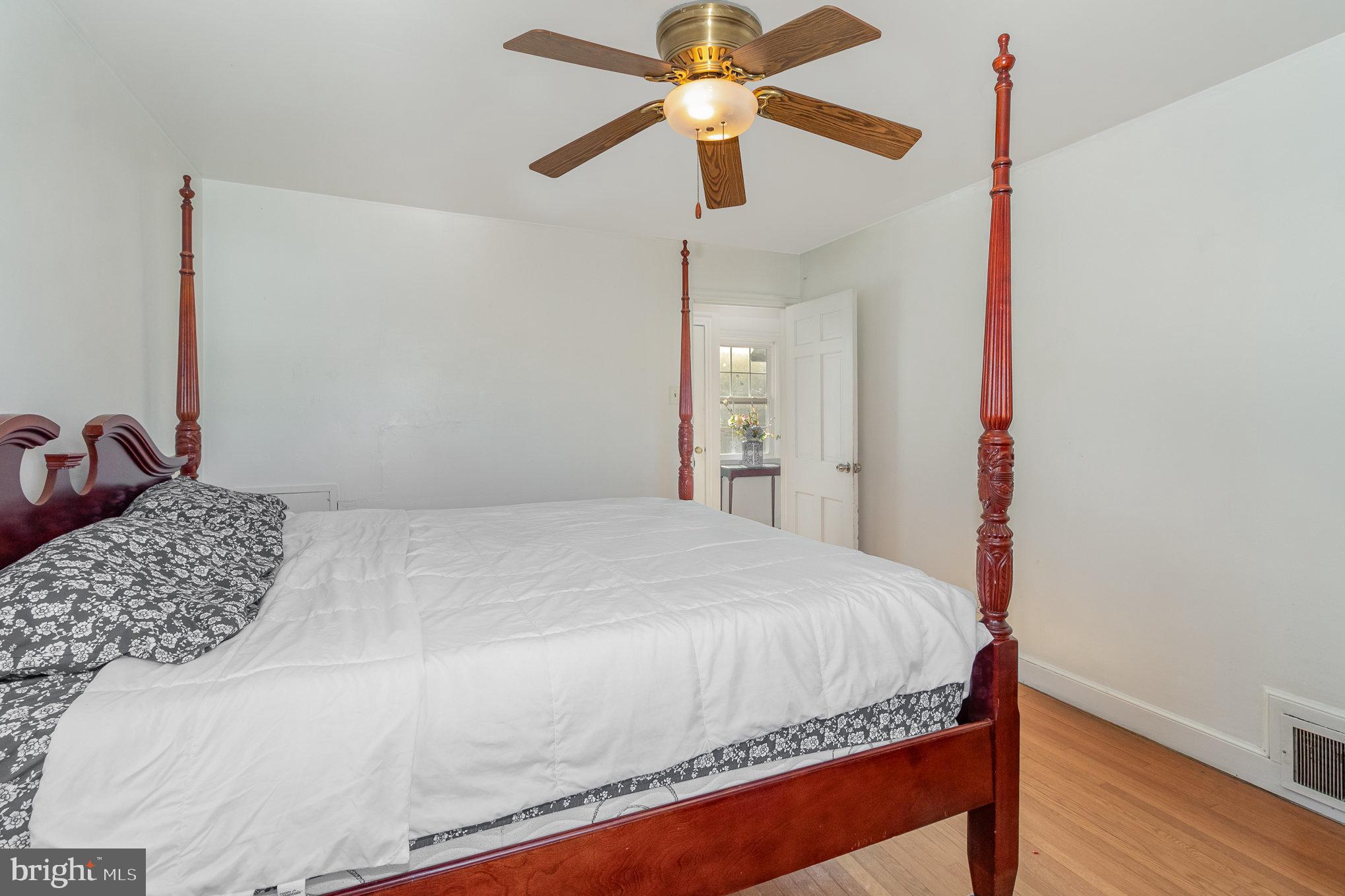 MONTROSE PARK - Residential