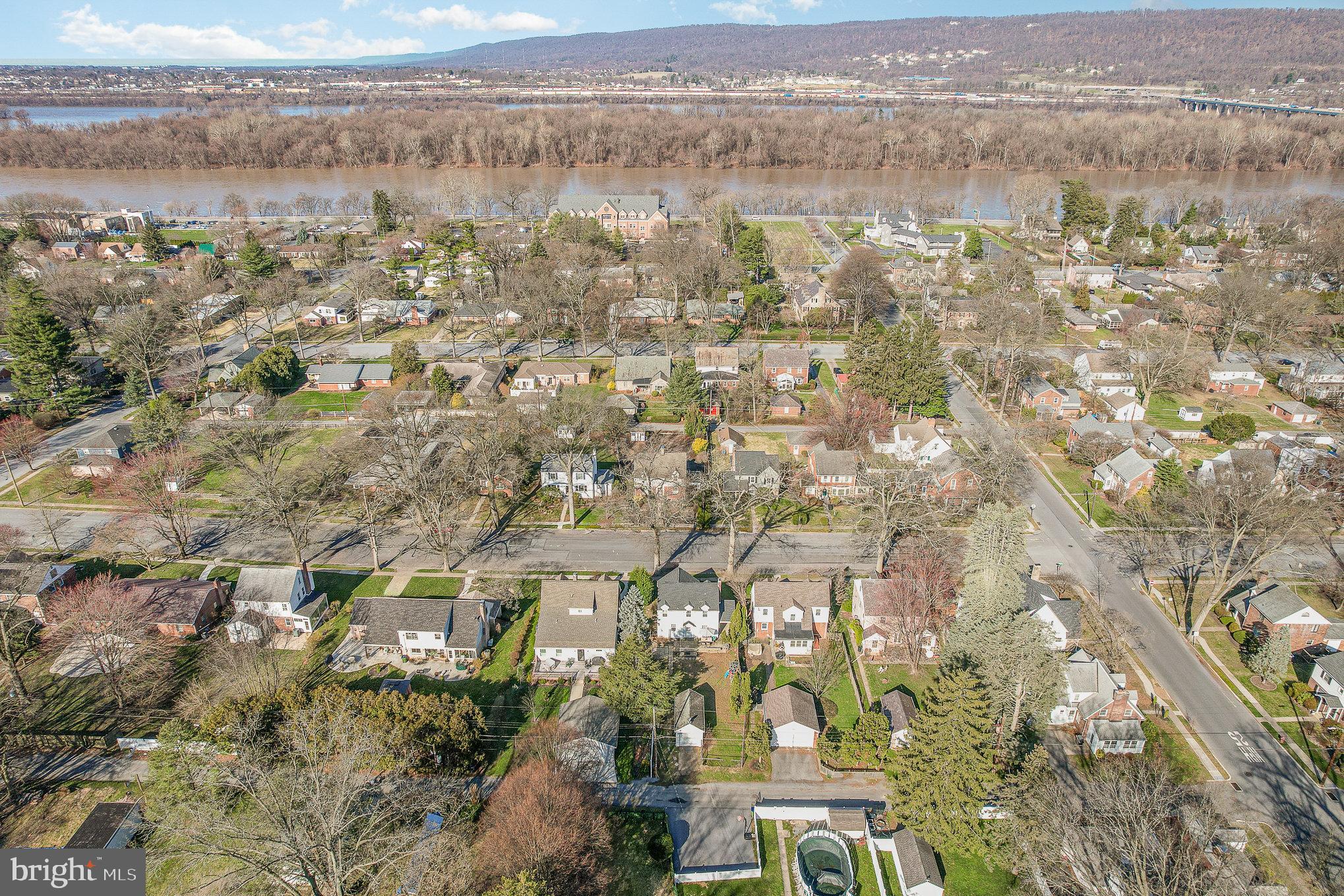 MONTROSE PARK - Residential