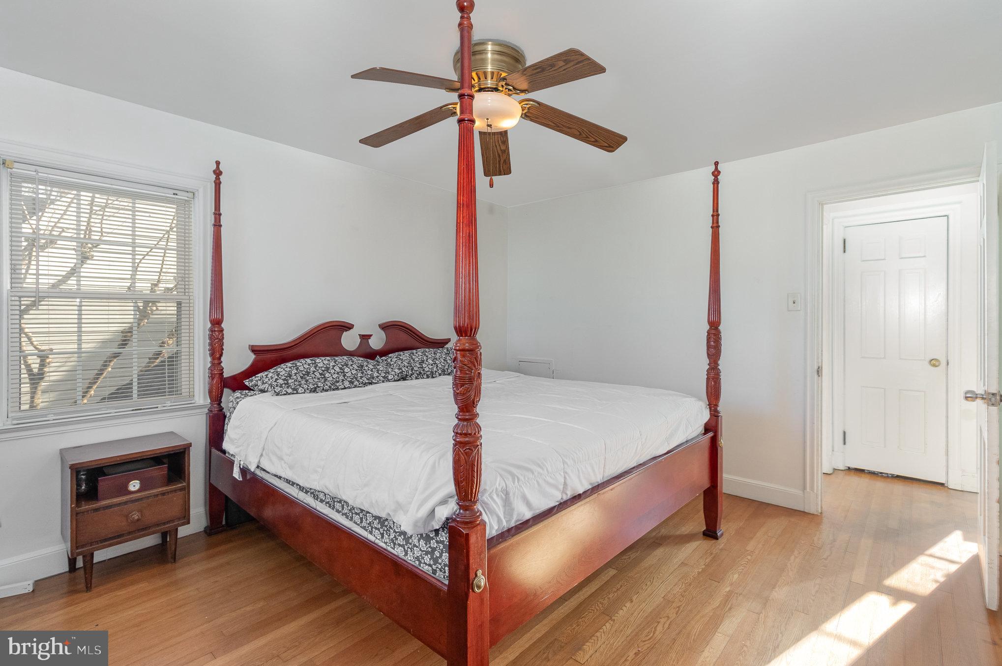 MONTROSE PARK - Residential