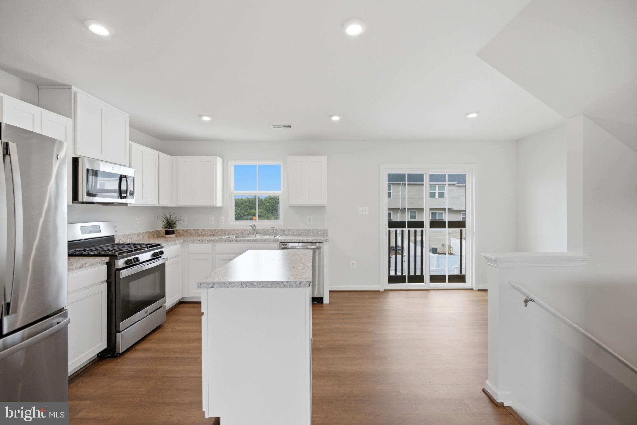THE LAKES AT MARTINSBURG - Residential