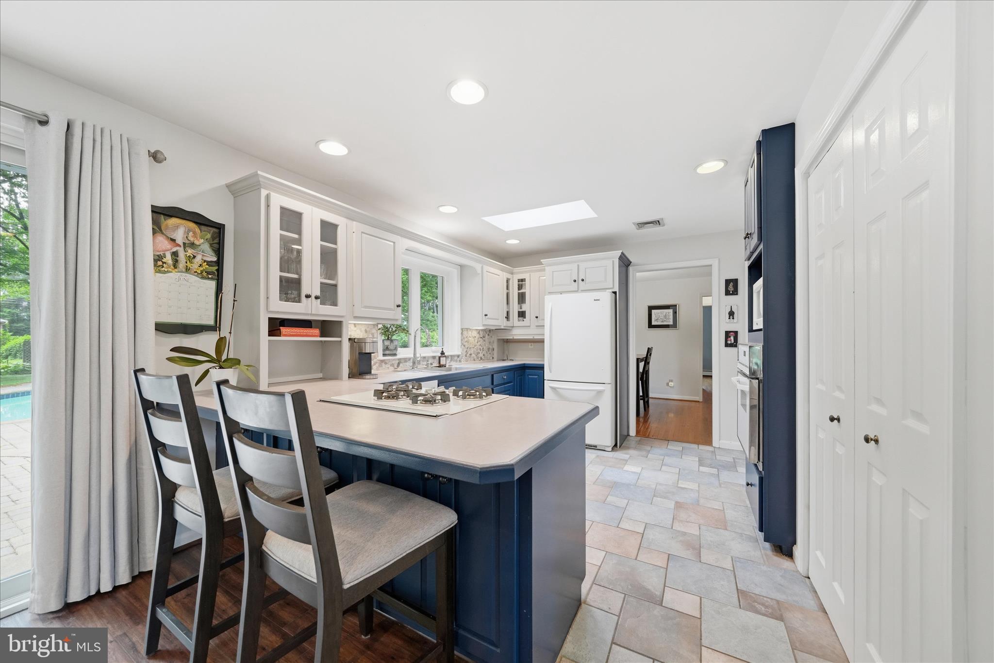 ALLVIEW ESTATES - Residential