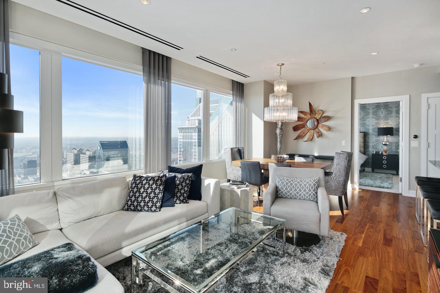RITTENHOUSE SQUARE - Residential
