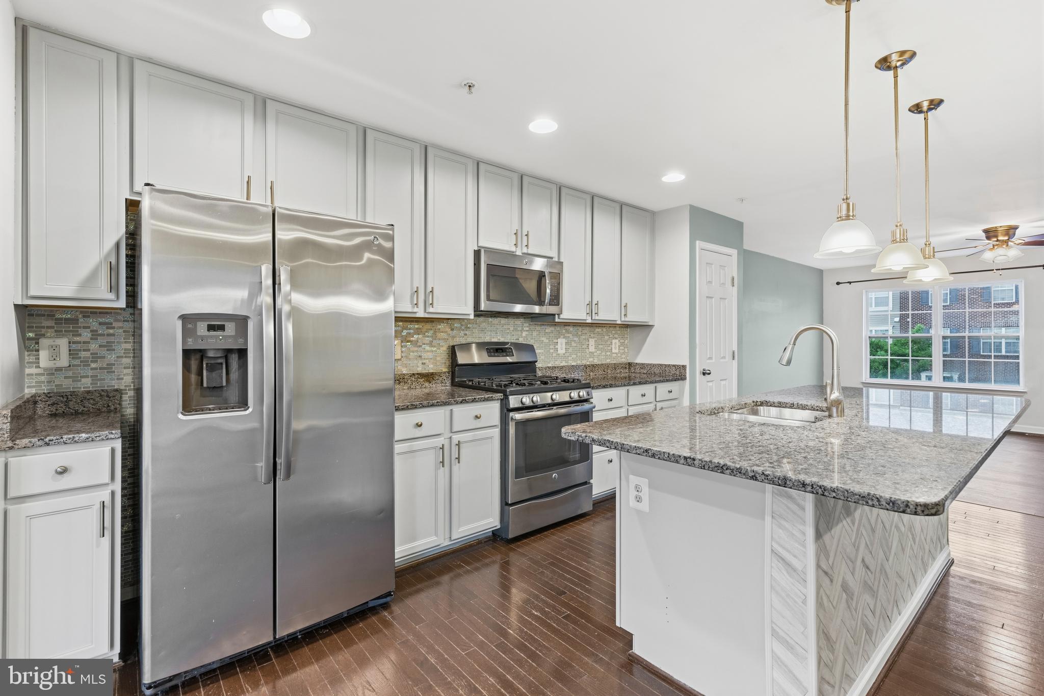 STANSBURY SHORES - Residential