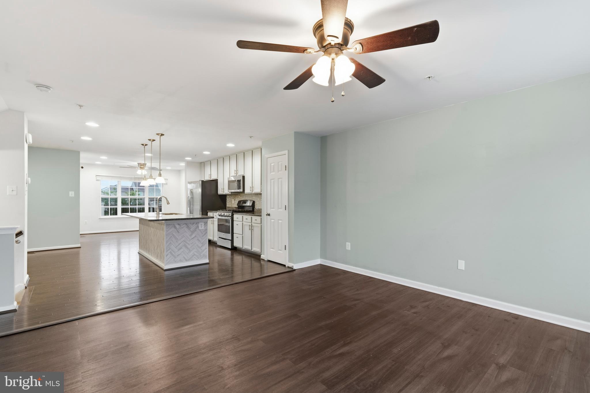 STANSBURY SHORES - Residential