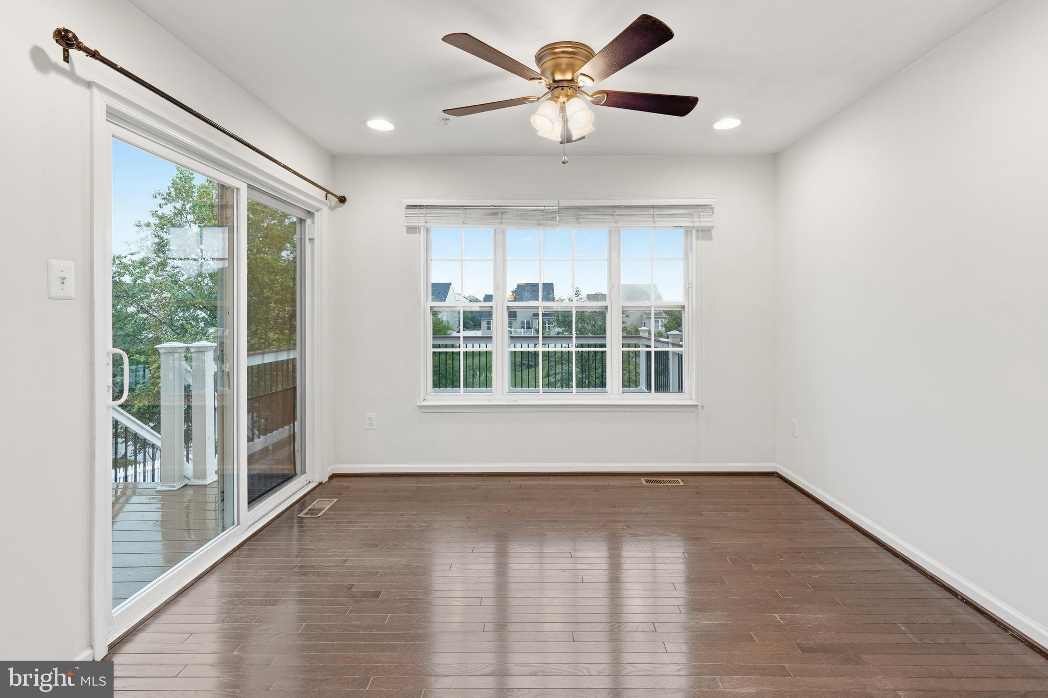 STANSBURY SHORES - Residential