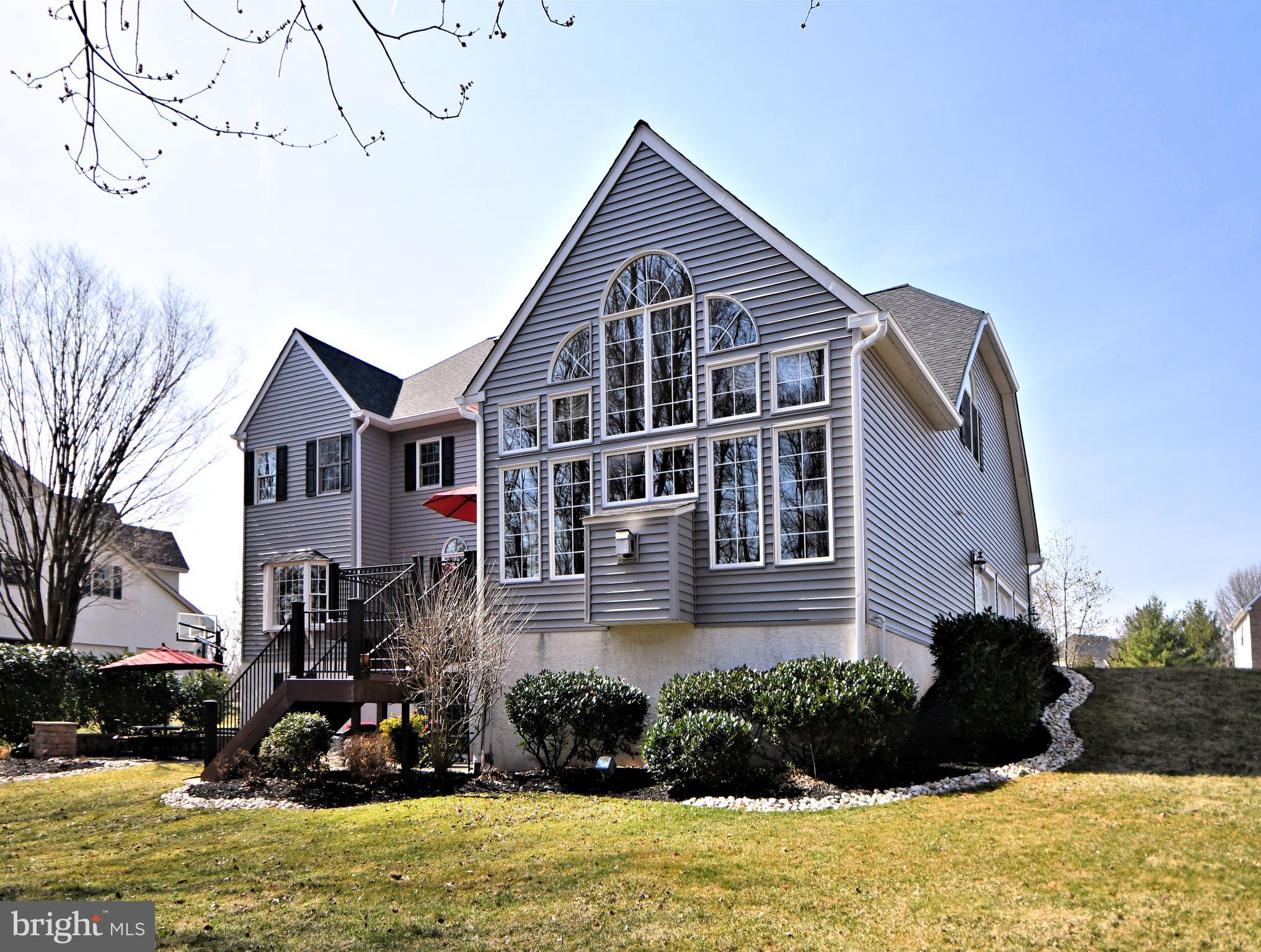 HORSHAM CHASE - Residential