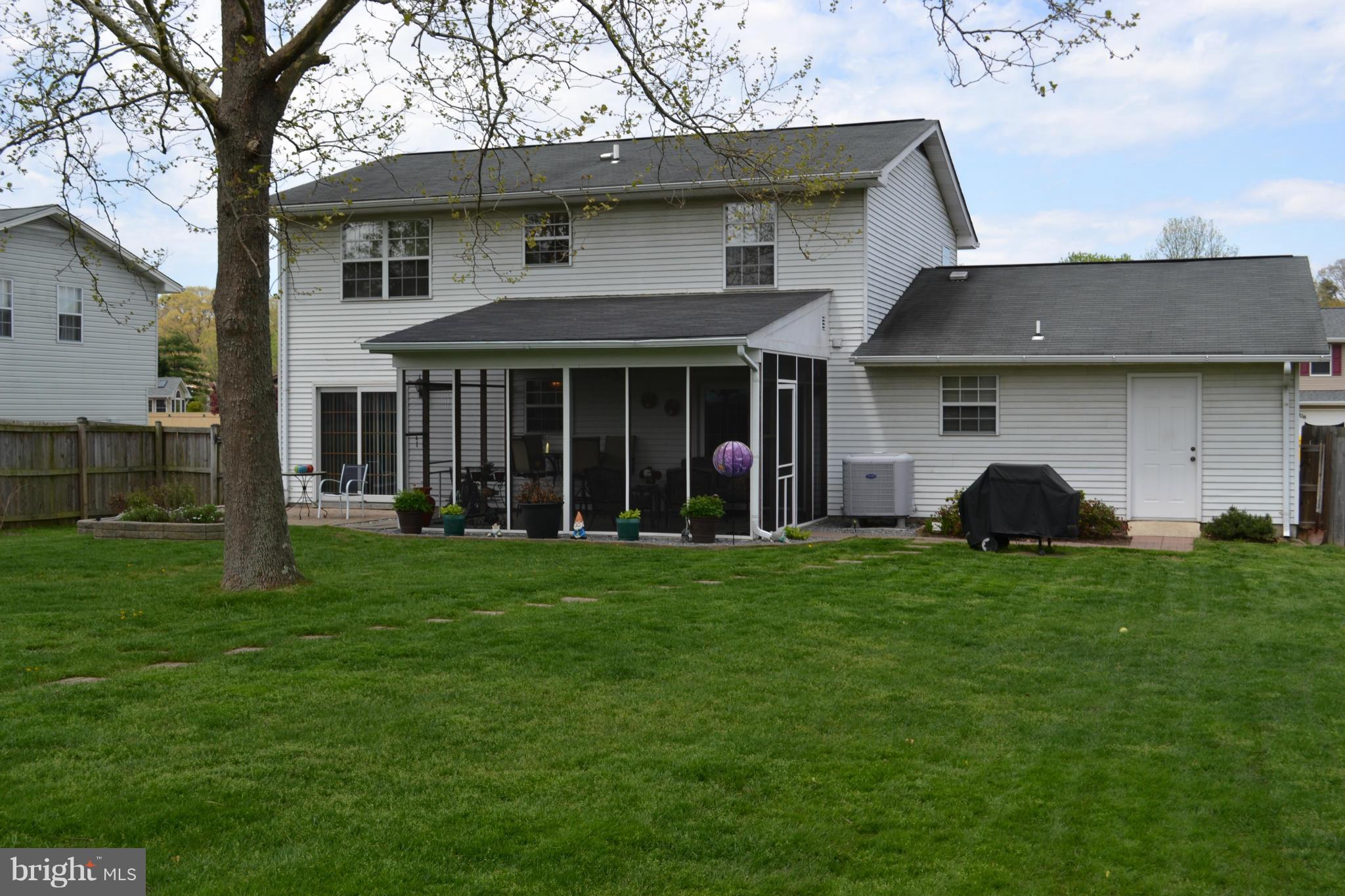 NEW CUT FARMS - Residential