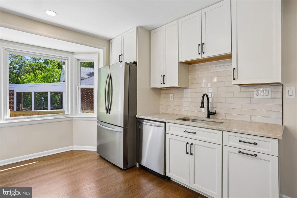 KENSINGTON HEIGHTS - Residential