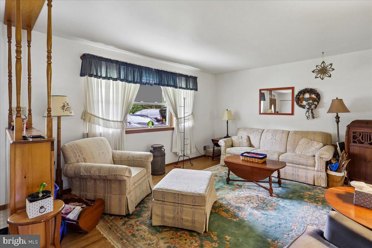 EAST SPRINGBROOK - Residential
