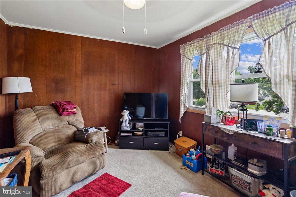 EAST SPRINGBROOK - Residential
