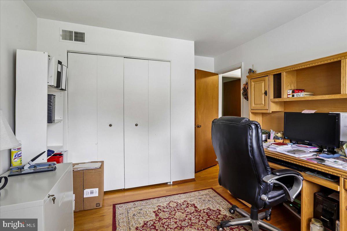 EAST SPRINGBROOK - Residential