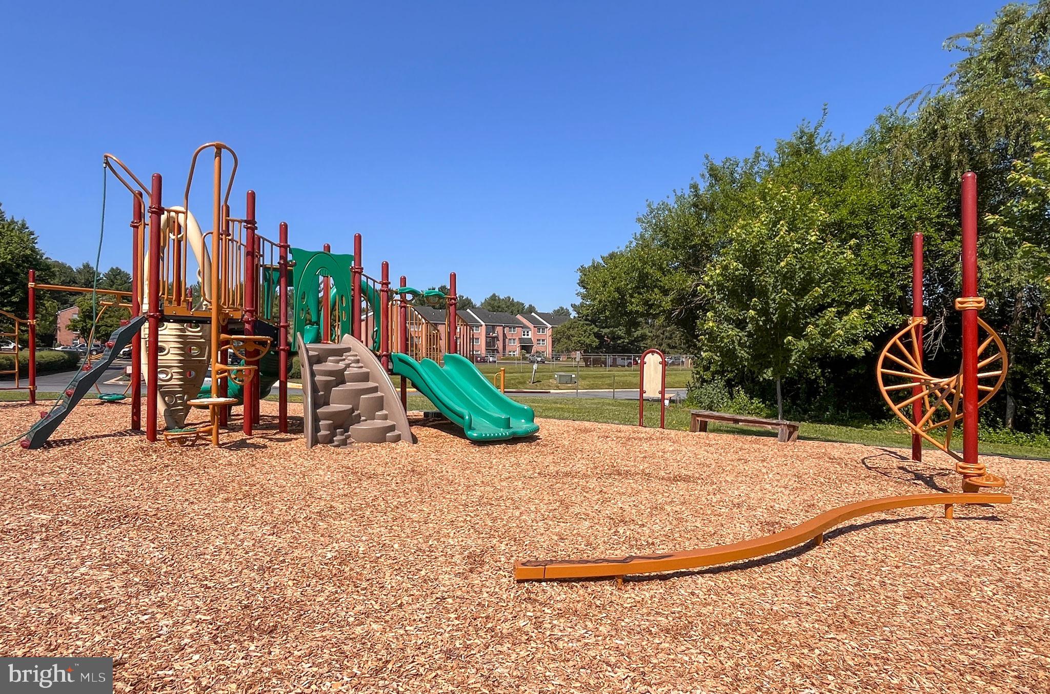 GLADE TOWN - Residential