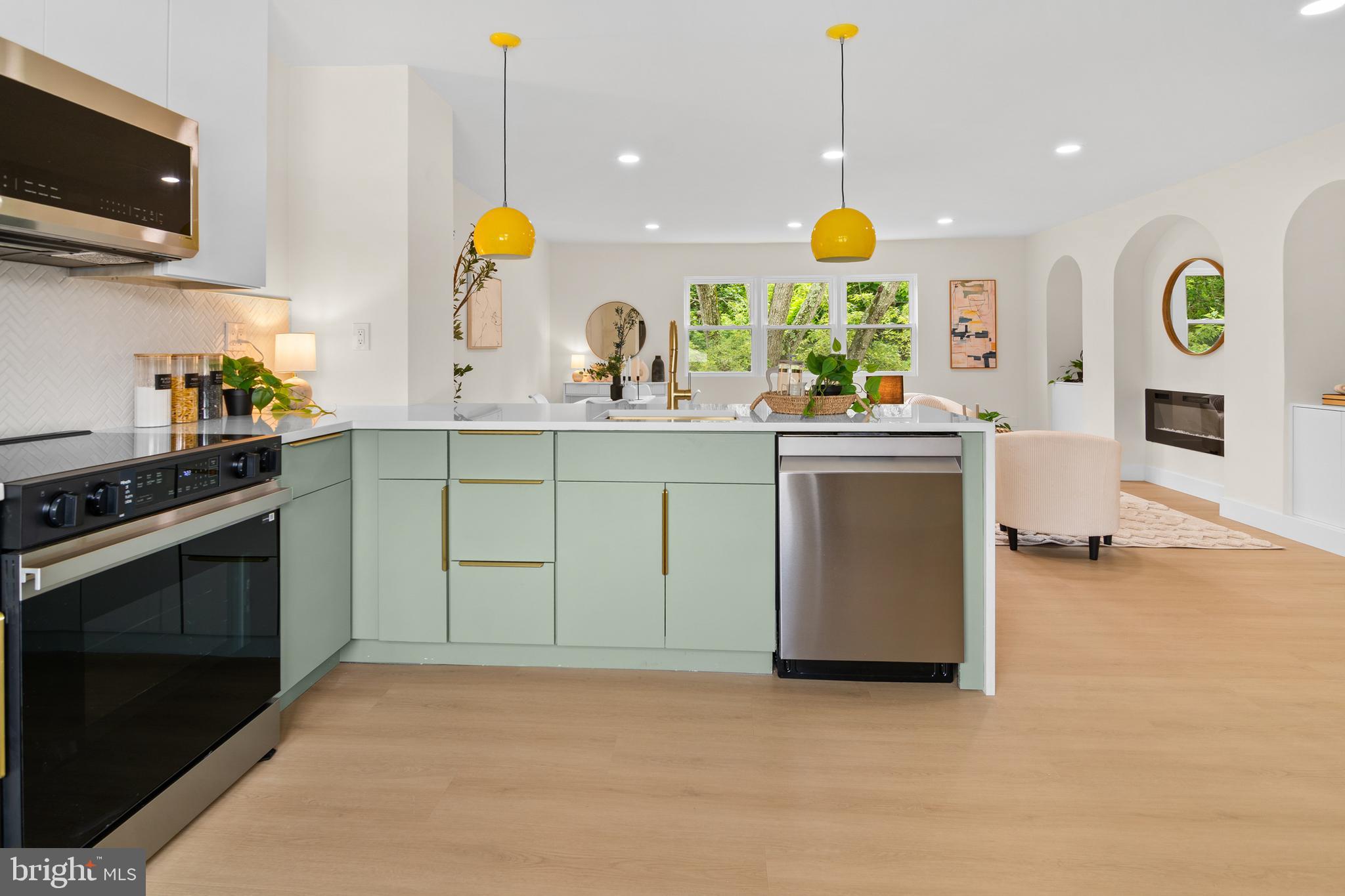 QUAIL MEADOWS TOWNHOUSES - Residential