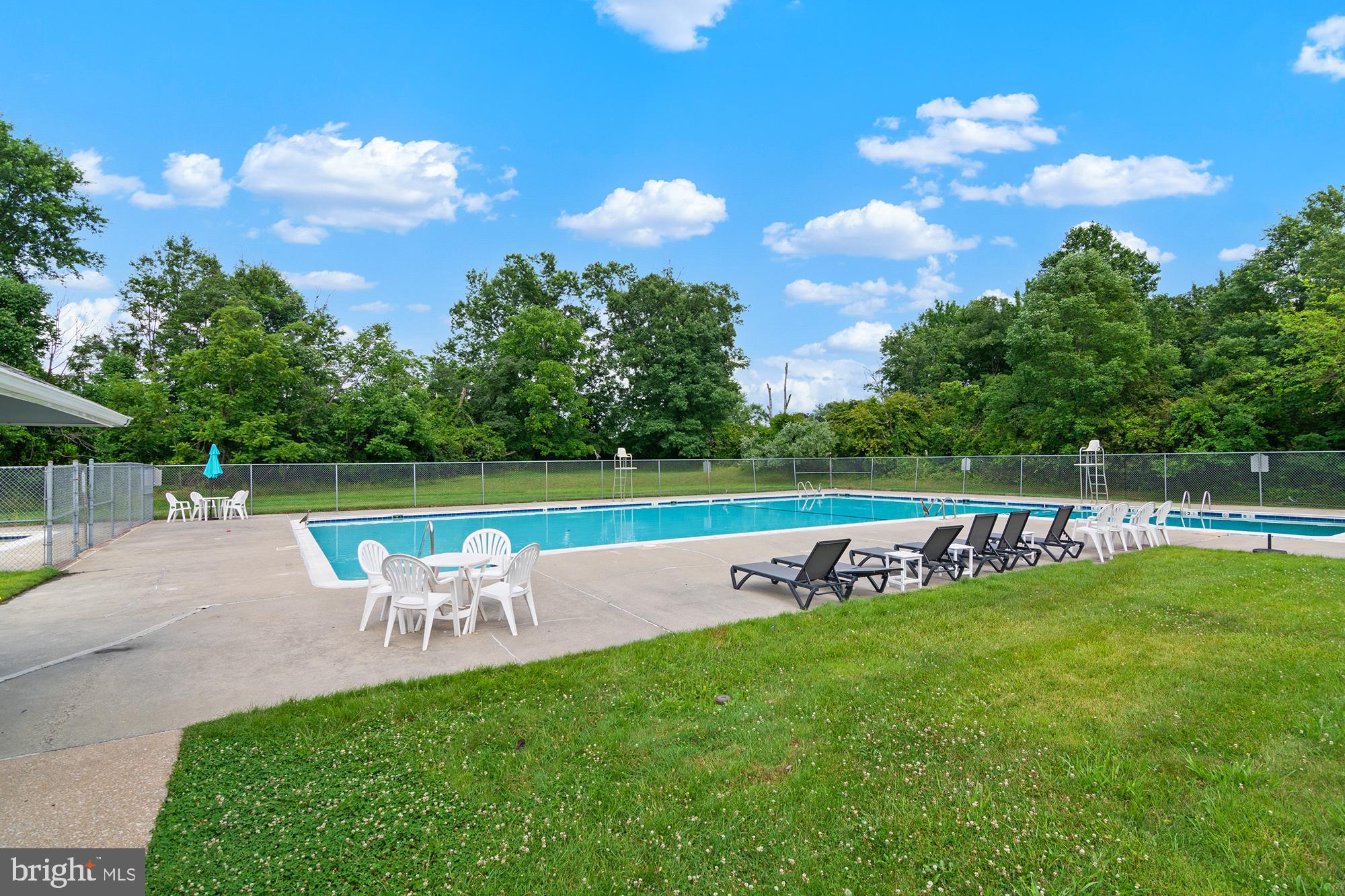 QUAIL MEADOWS TOWNHOUSES - Residential