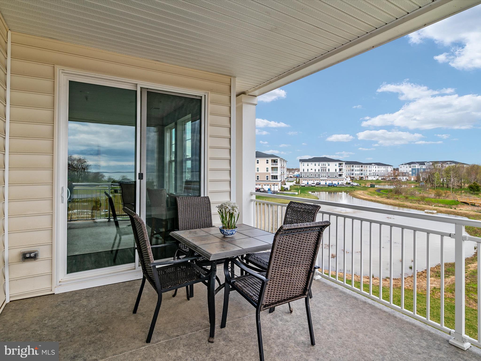 FOUR SEASONS AT KENT ISLAND - Residential Lease