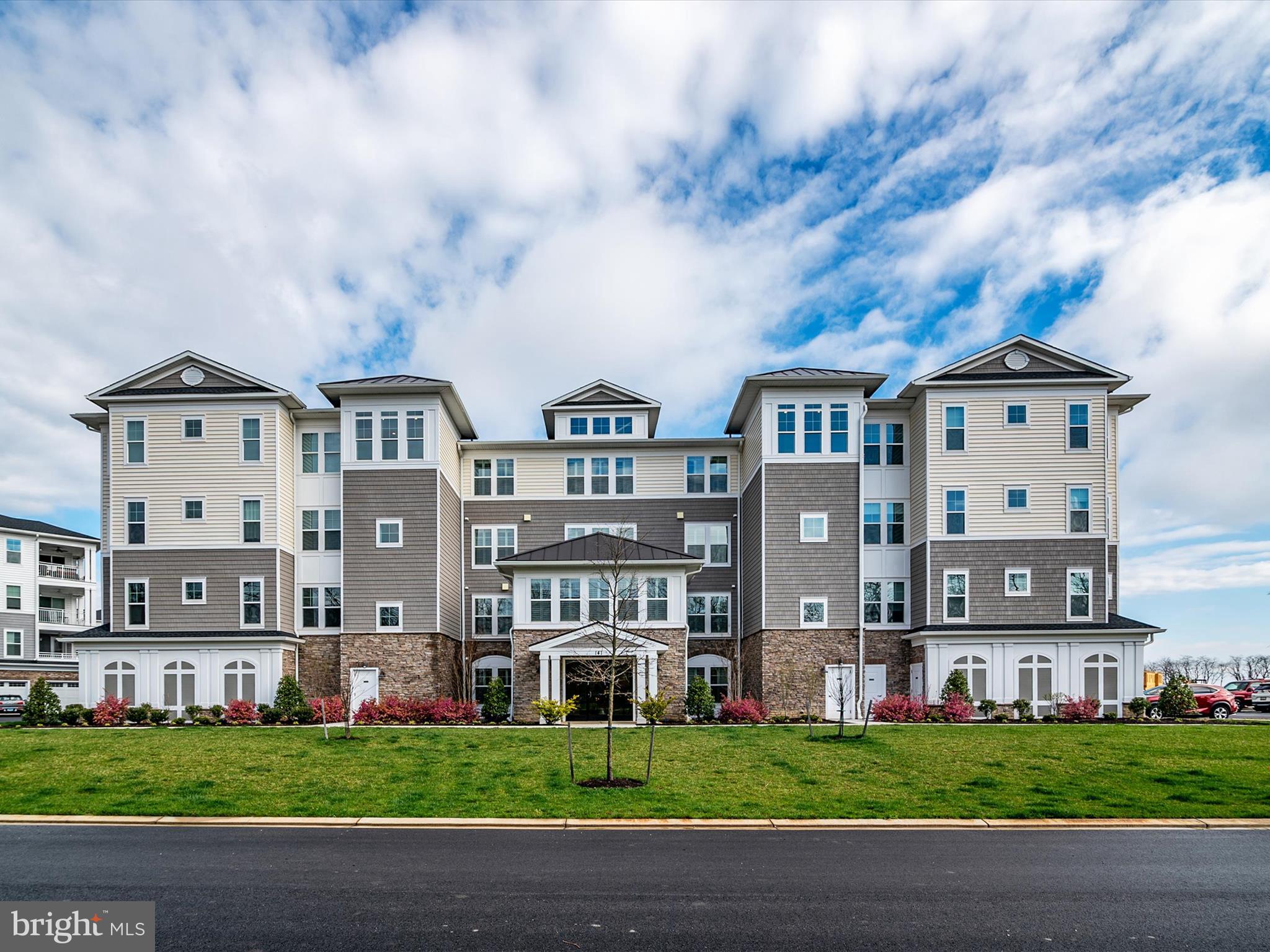 FOUR SEASONS AT KENT ISLAND - Residential Lease