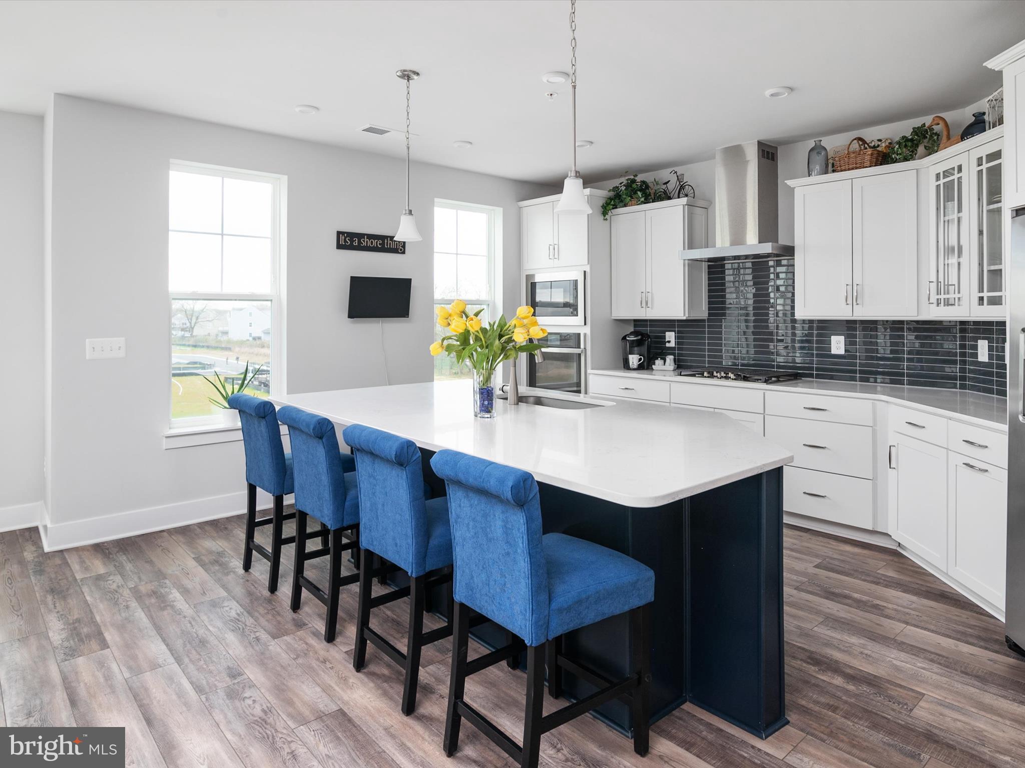 FOUR SEASONS AT KENT ISLAND - Residential Lease