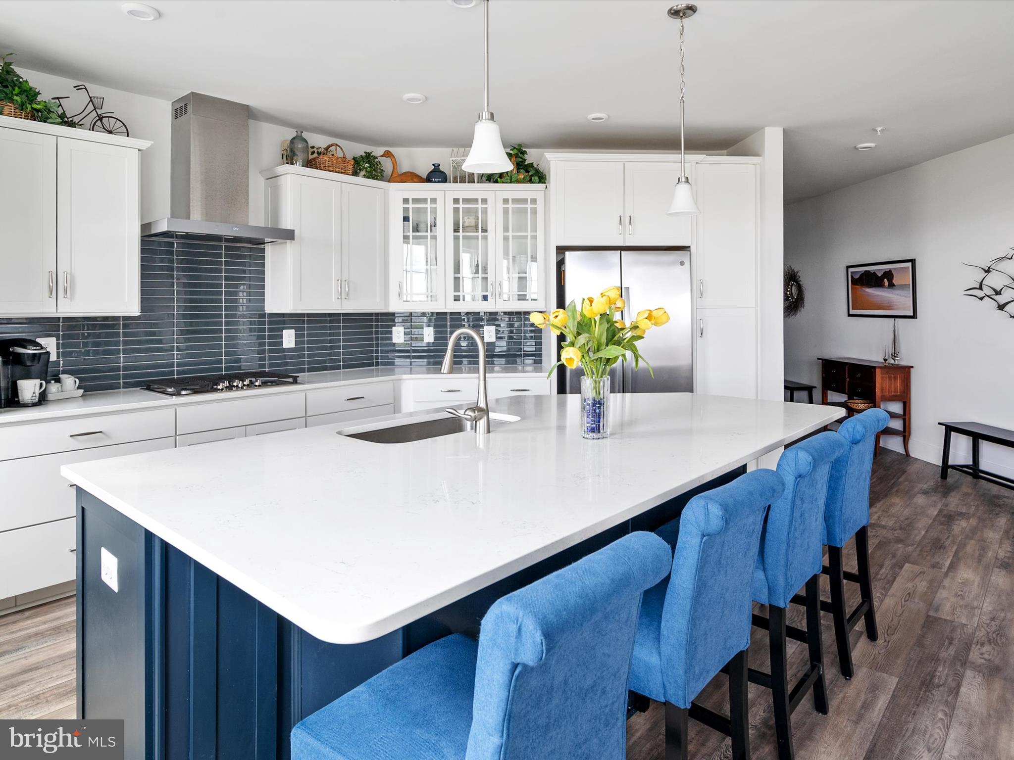 FOUR SEASONS AT KENT ISLAND - Residential Lease