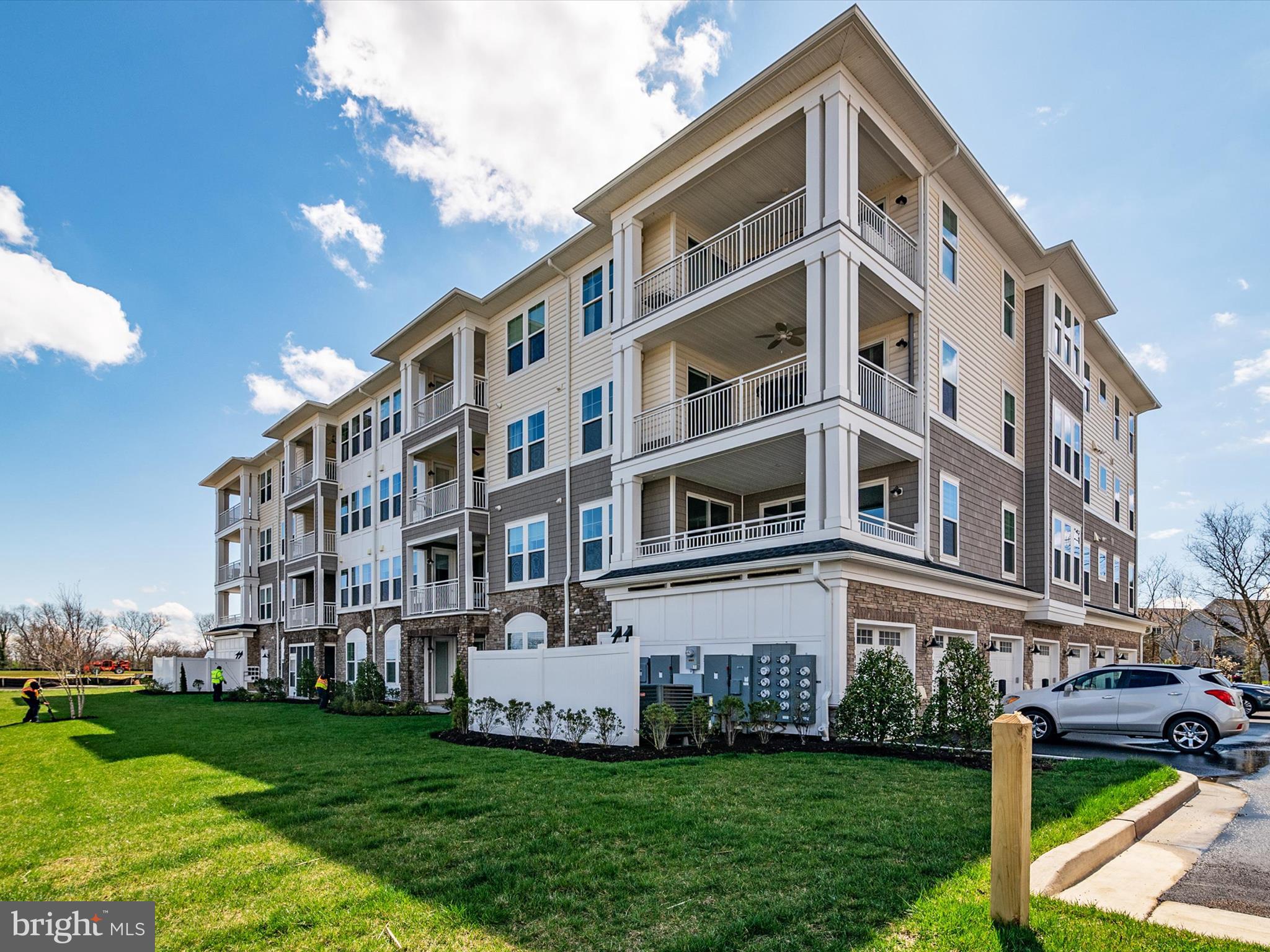 FOUR SEASONS AT KENT ISLAND - Residential Lease