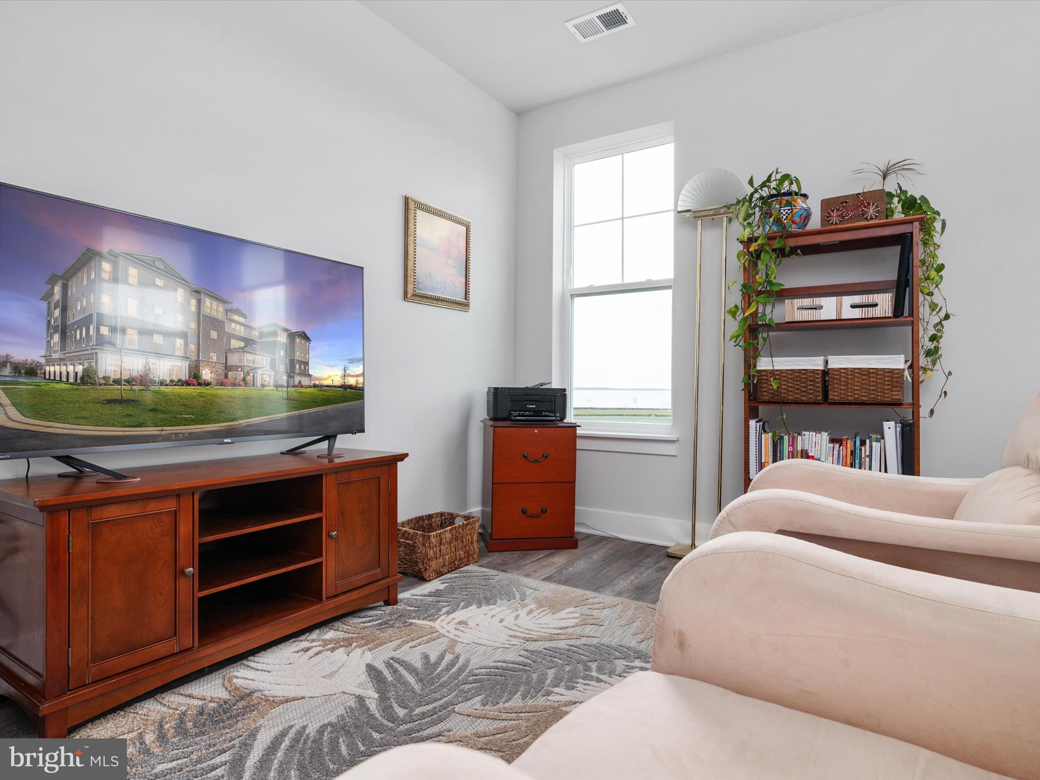 FOUR SEASONS AT KENT ISLAND - Residential Lease