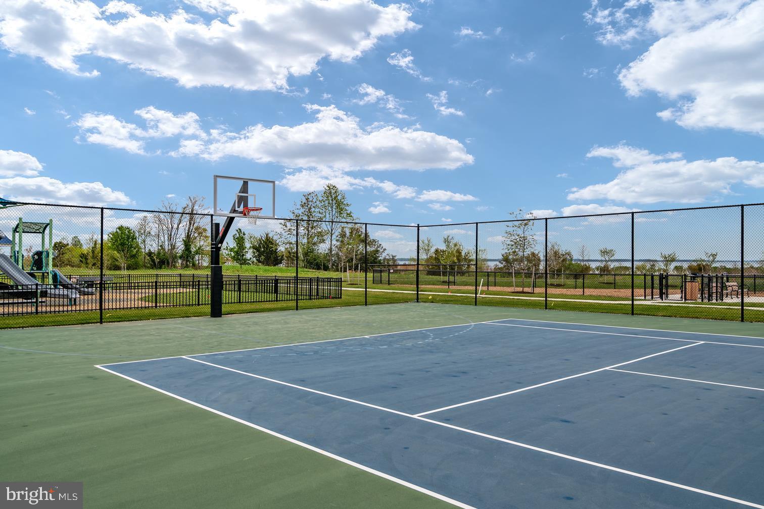 FOUR SEASONS AT KENT ISLAND - Residential Lease