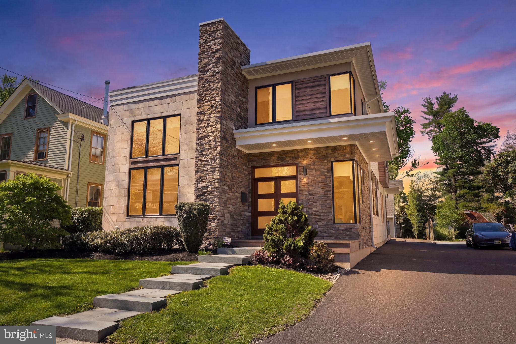 DOYLESTOWN BORO - Residential