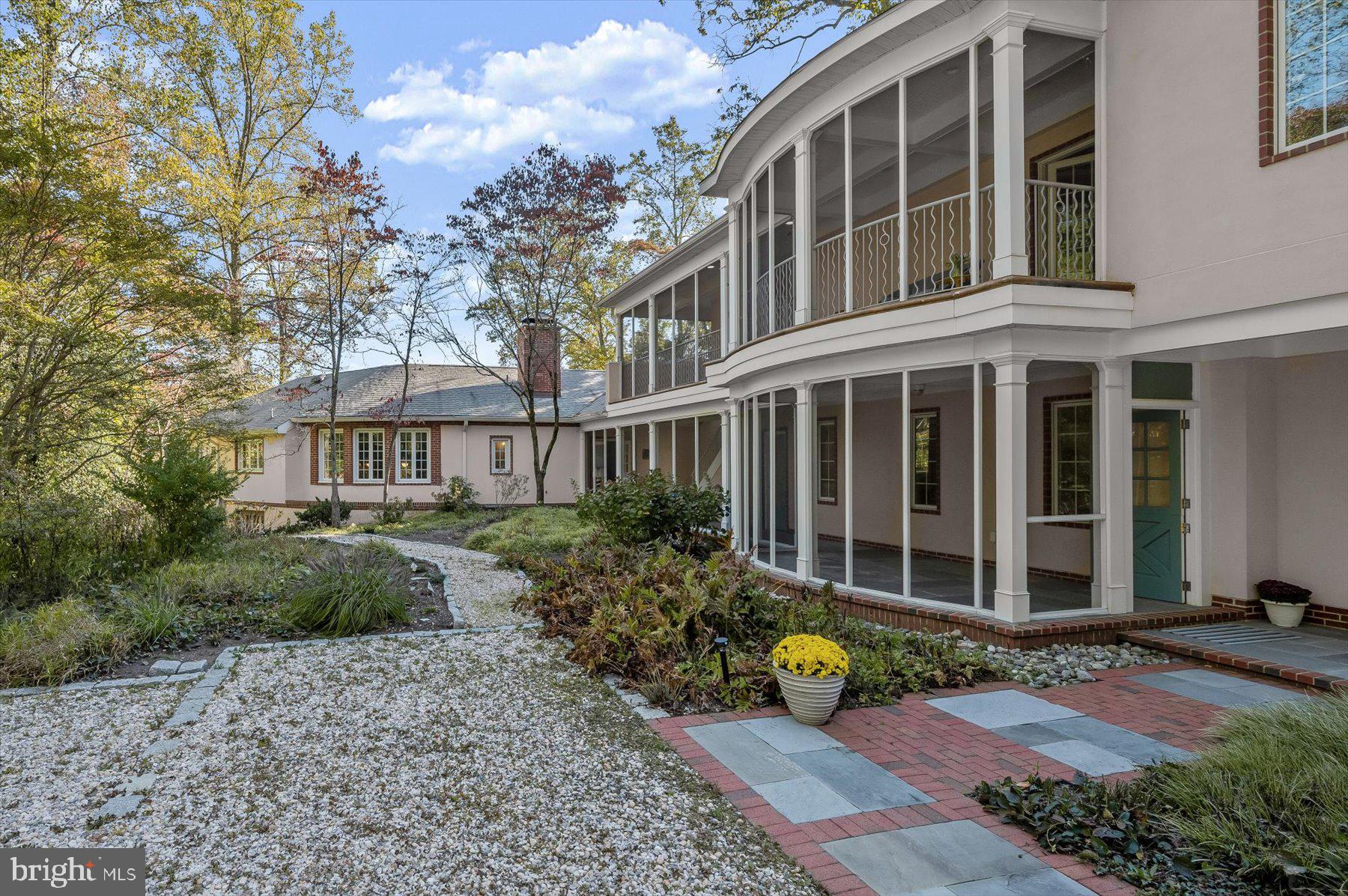 GIBSON ISLAND - Residential