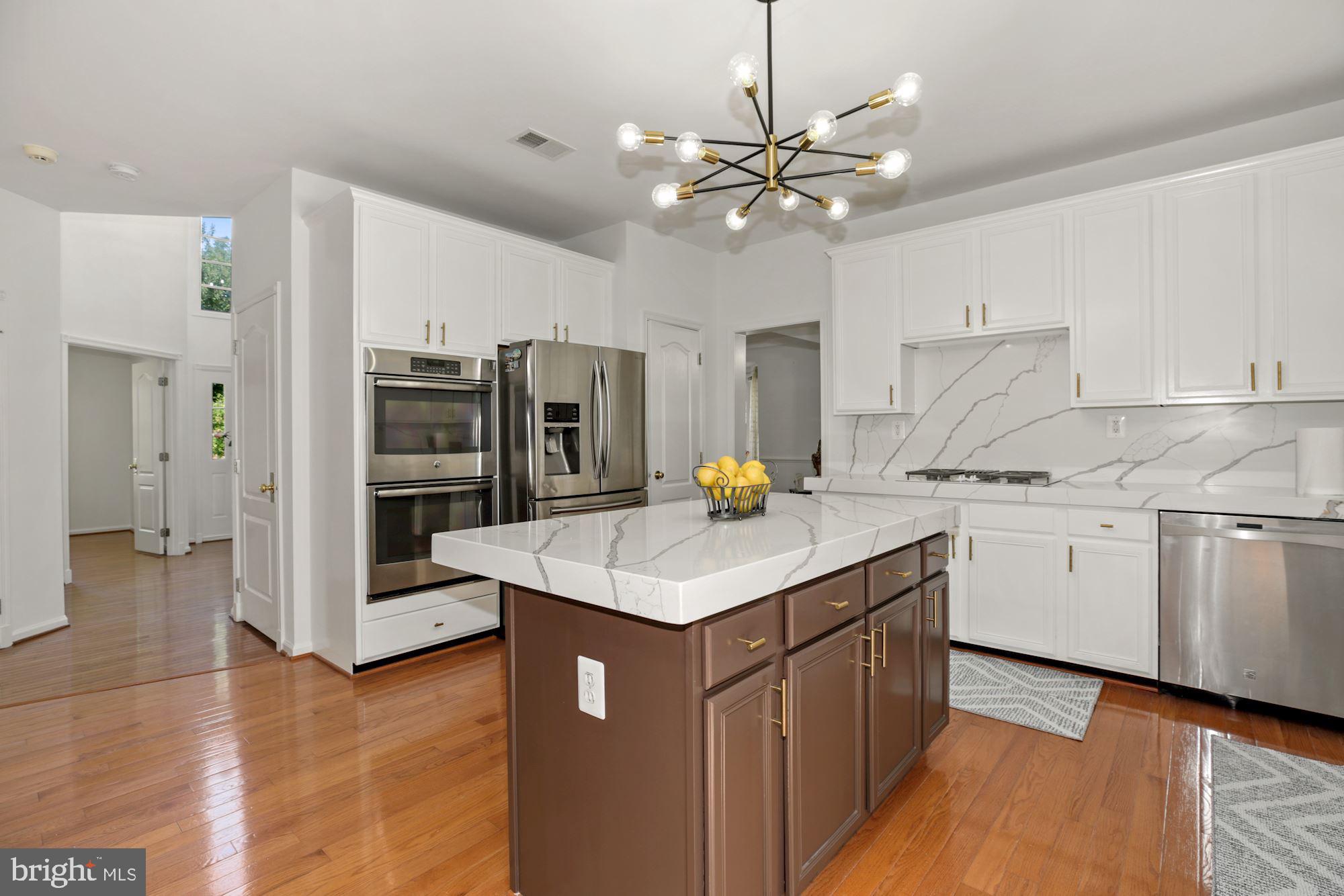 FAIR LAKES CHASE - Residential Lease
