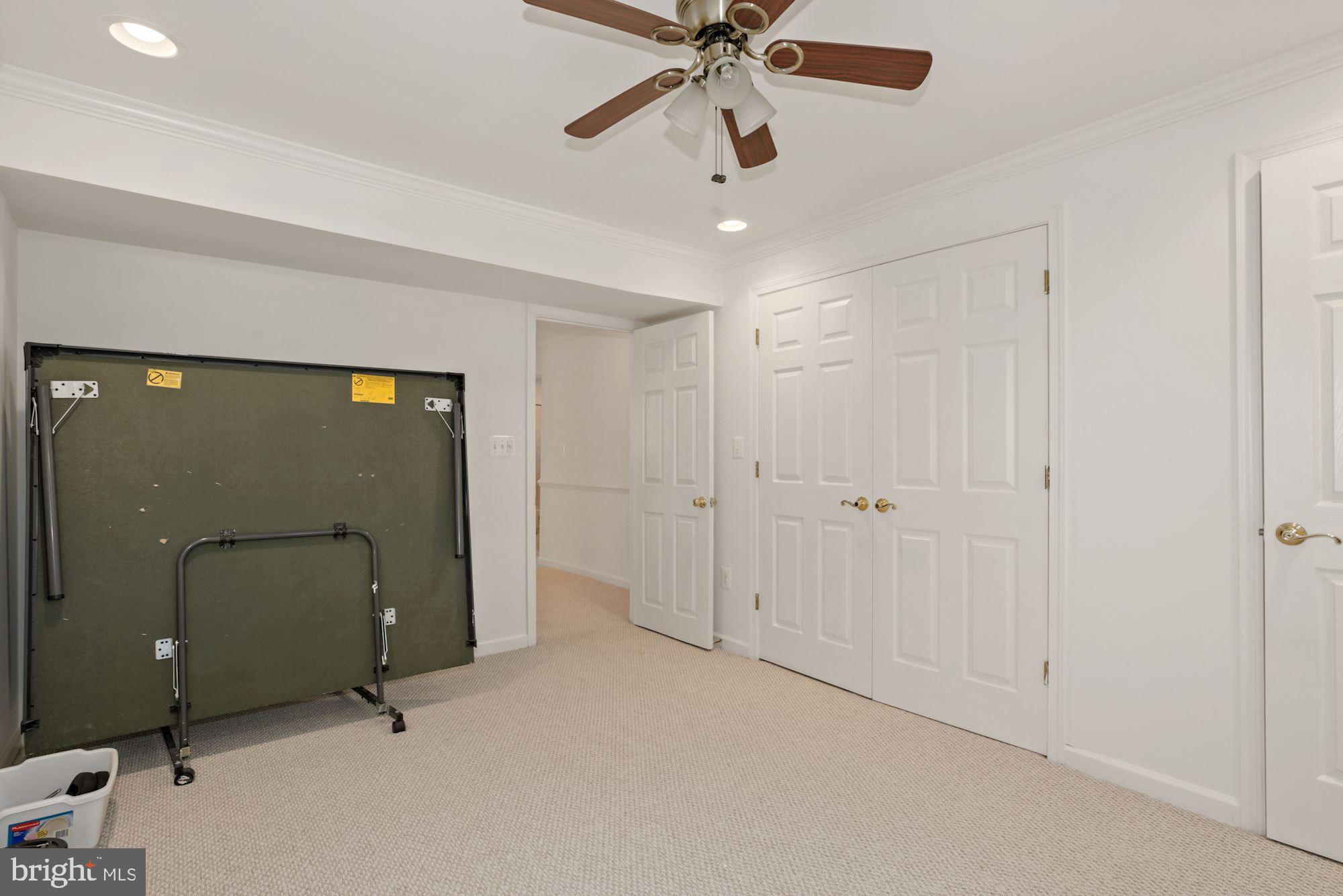 FAIR LAKES CHASE - Residential Lease