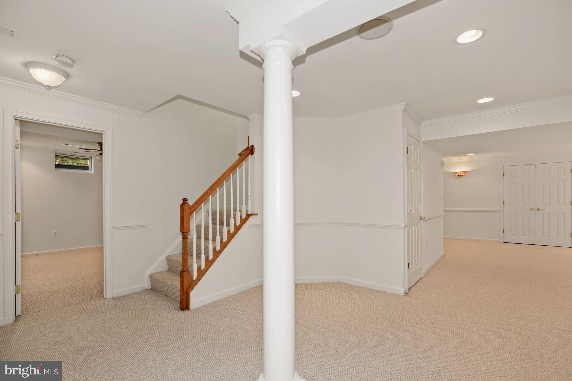 FAIR LAKES CHASE - Residential Lease