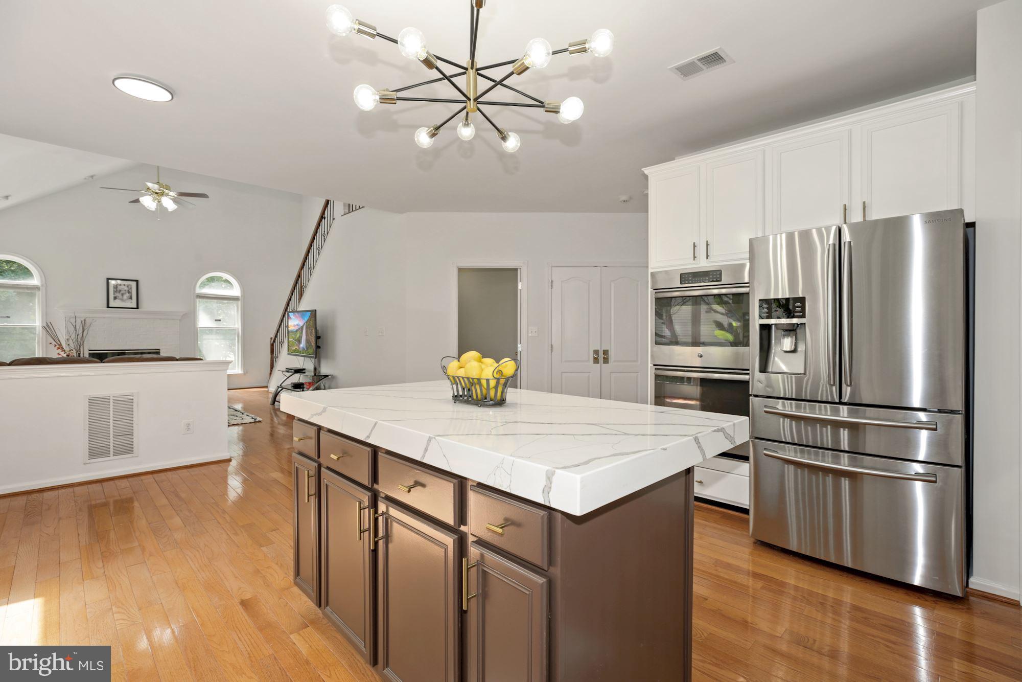 FAIR LAKES CHASE - Residential Lease