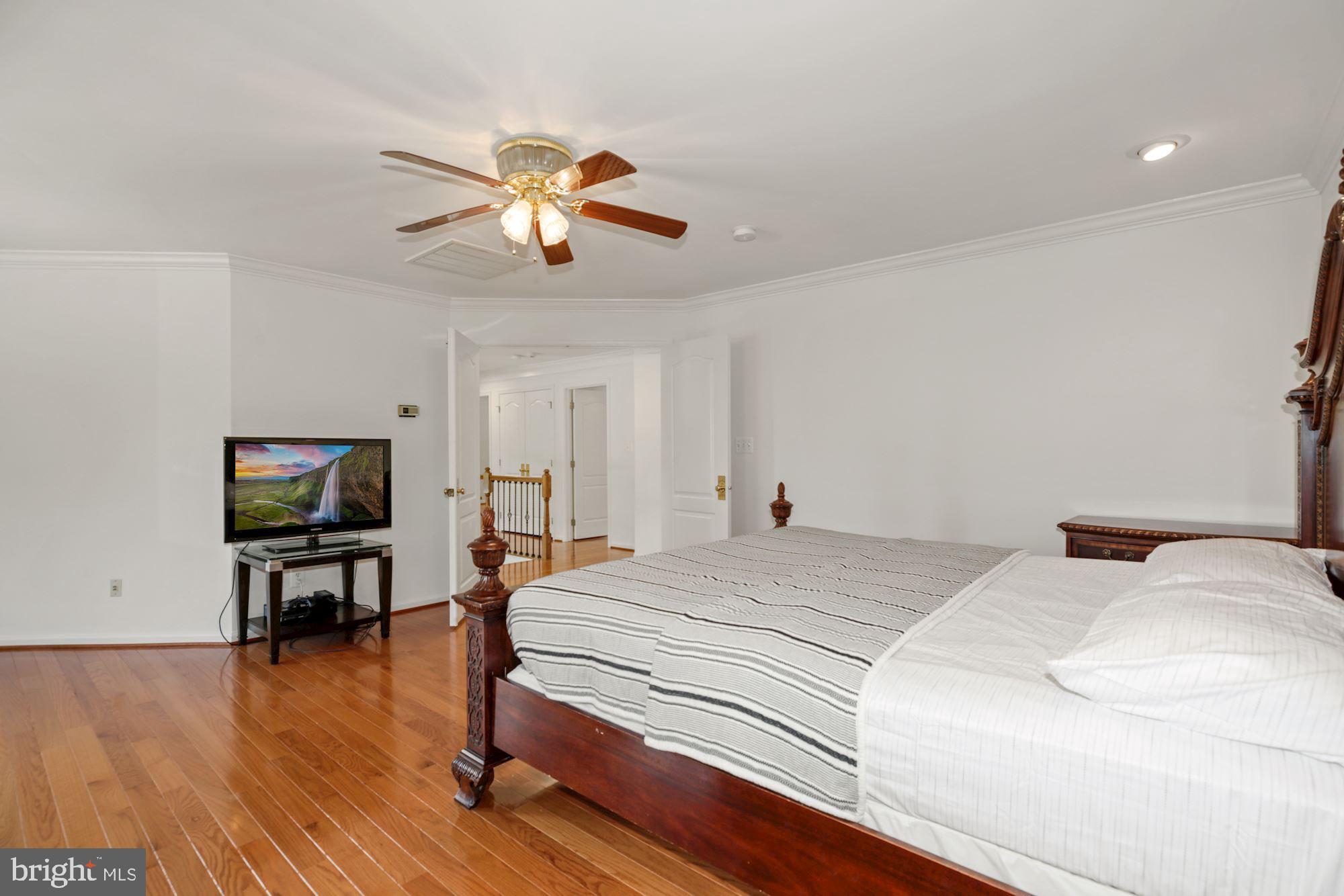 FAIR LAKES CHASE - Residential Lease
