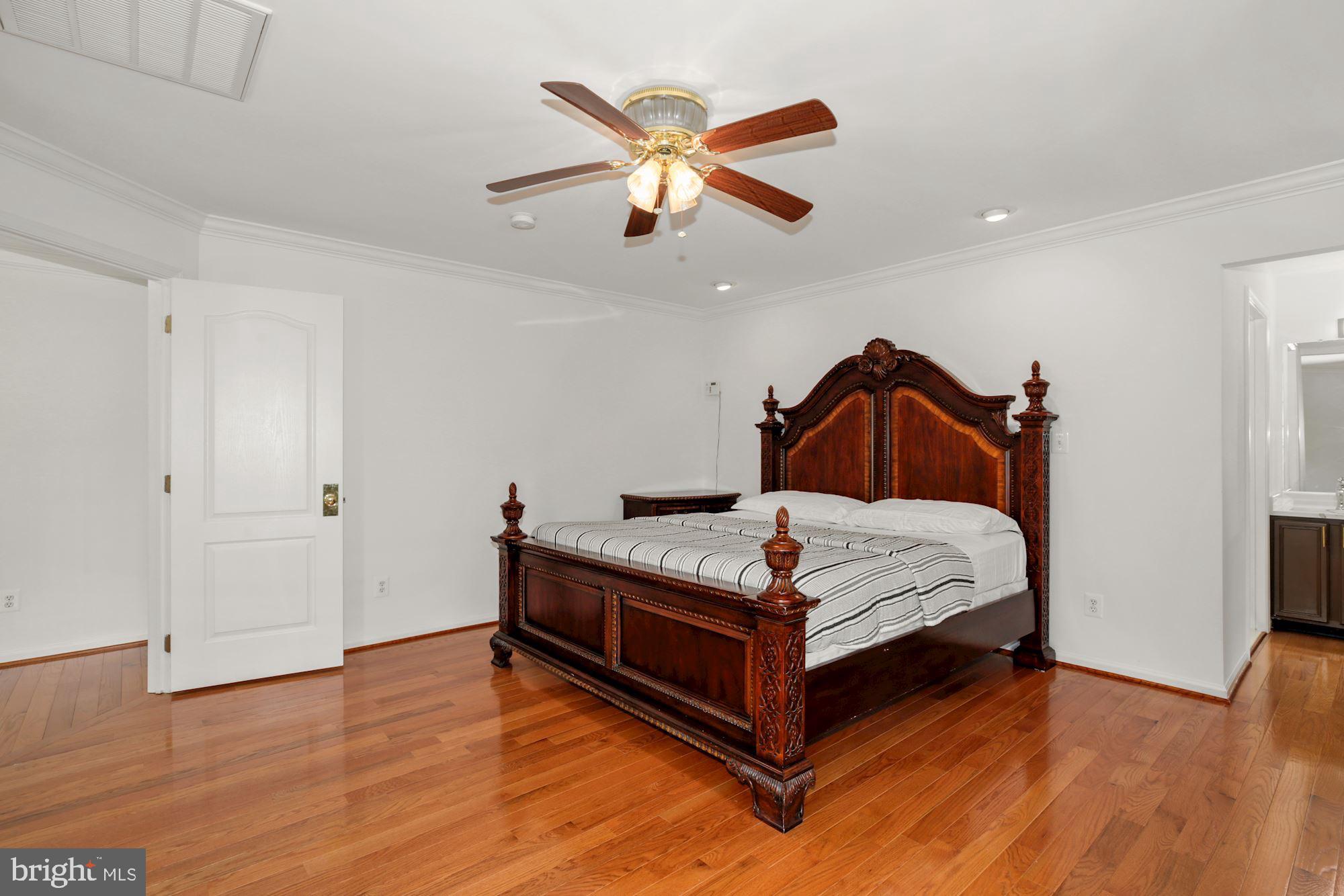 FAIR LAKES CHASE - Residential Lease