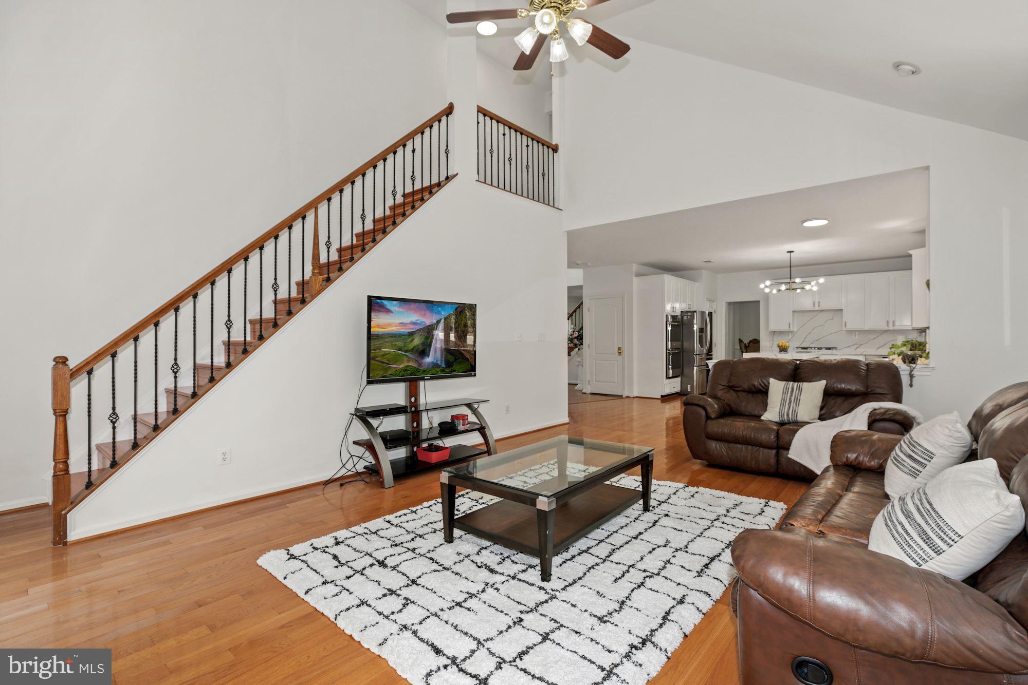 FAIR LAKES CHASE - Residential Lease