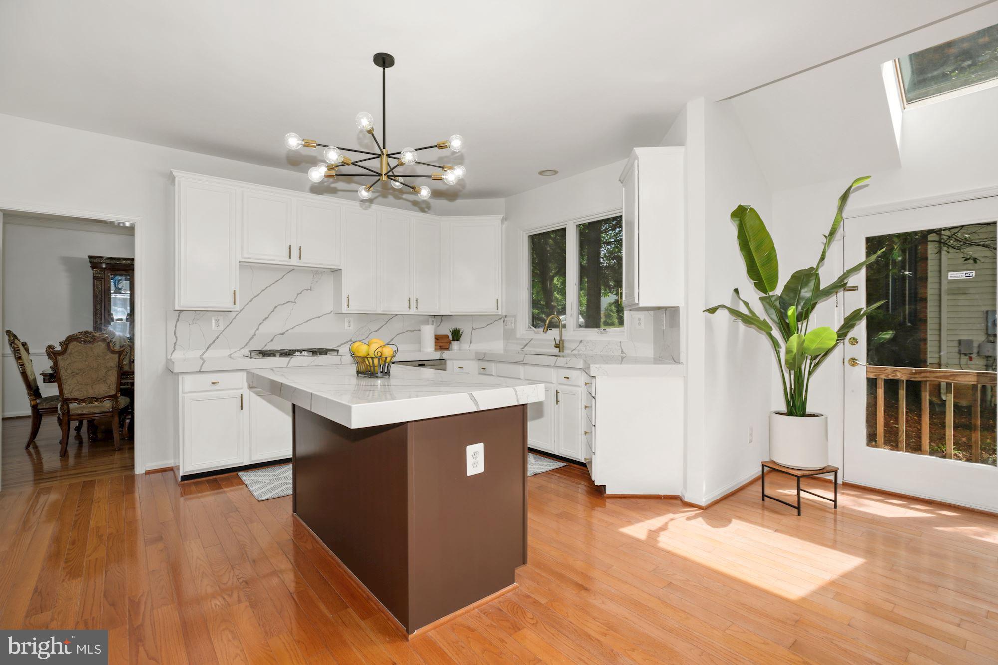 FAIR LAKES CHASE - Residential Lease