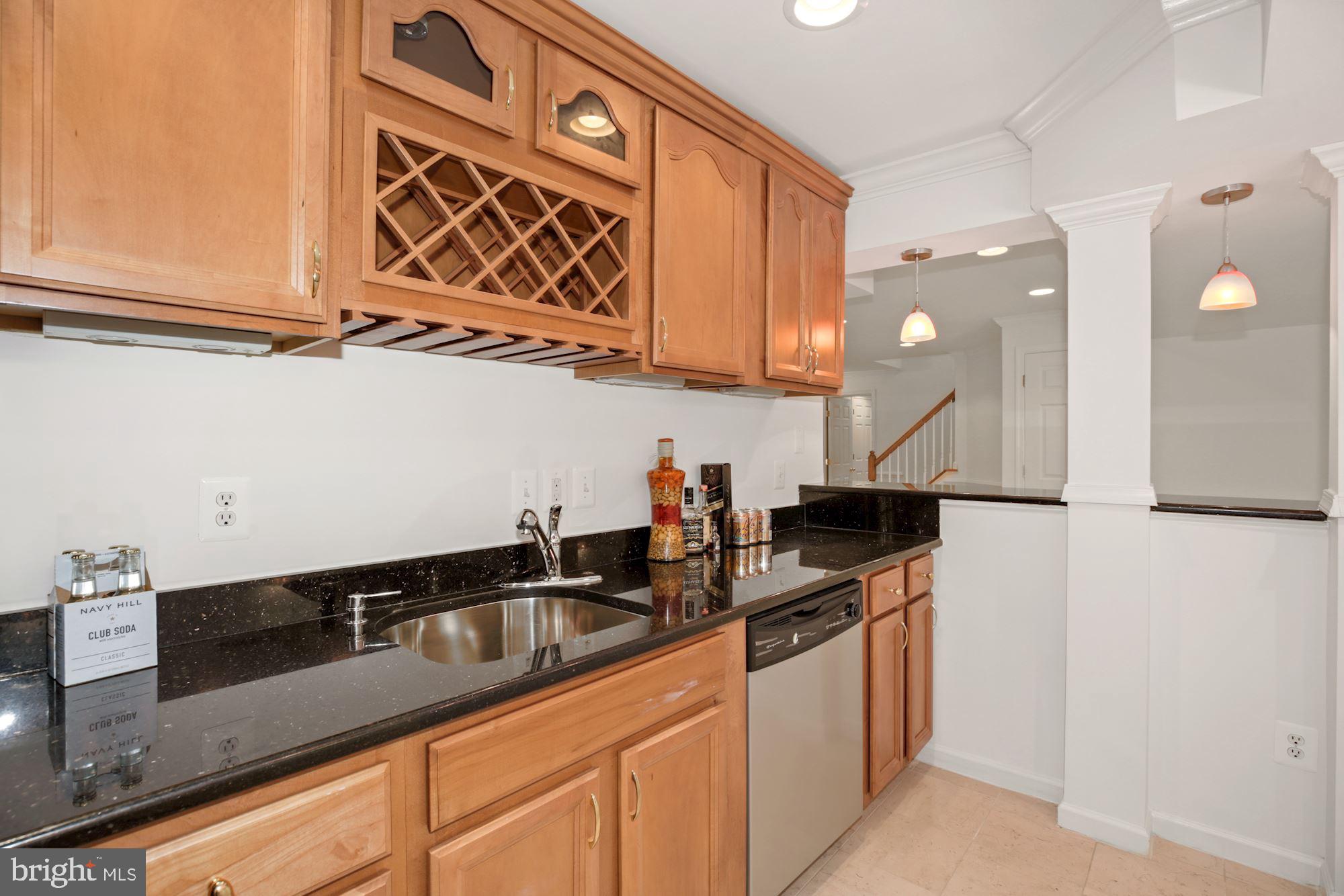 FAIR LAKES CHASE - Residential Lease