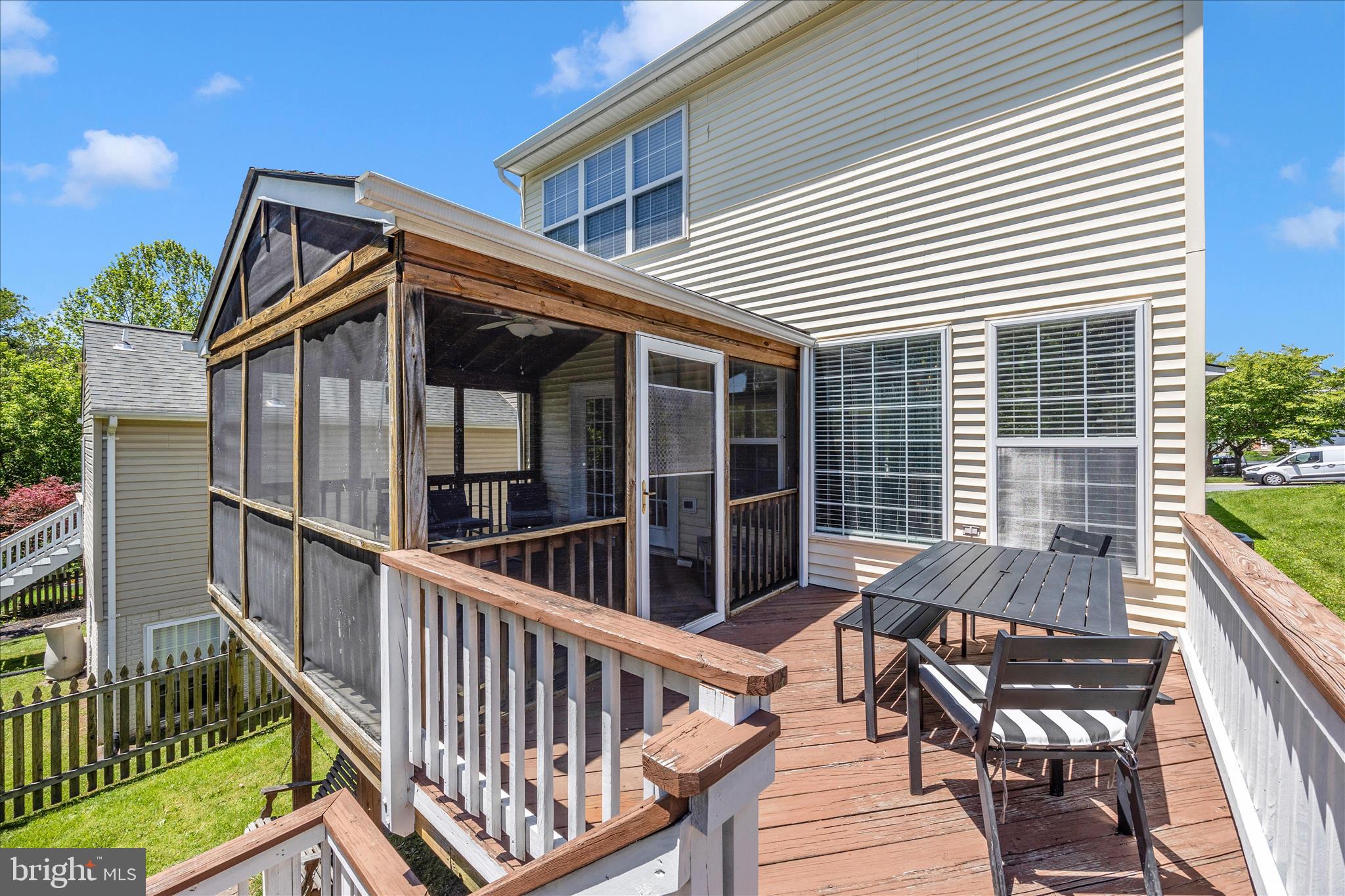 SPRING RIDGE - Residential