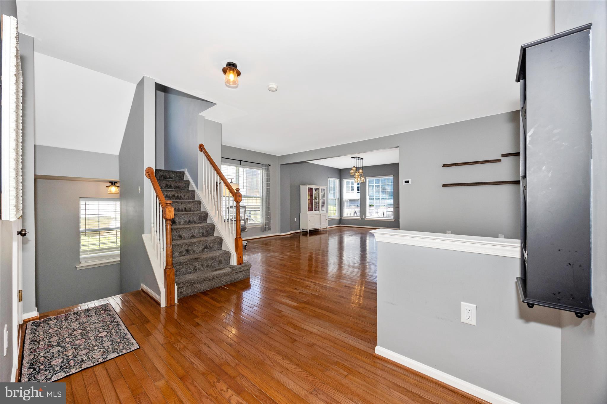 SPRING RIDGE - Residential