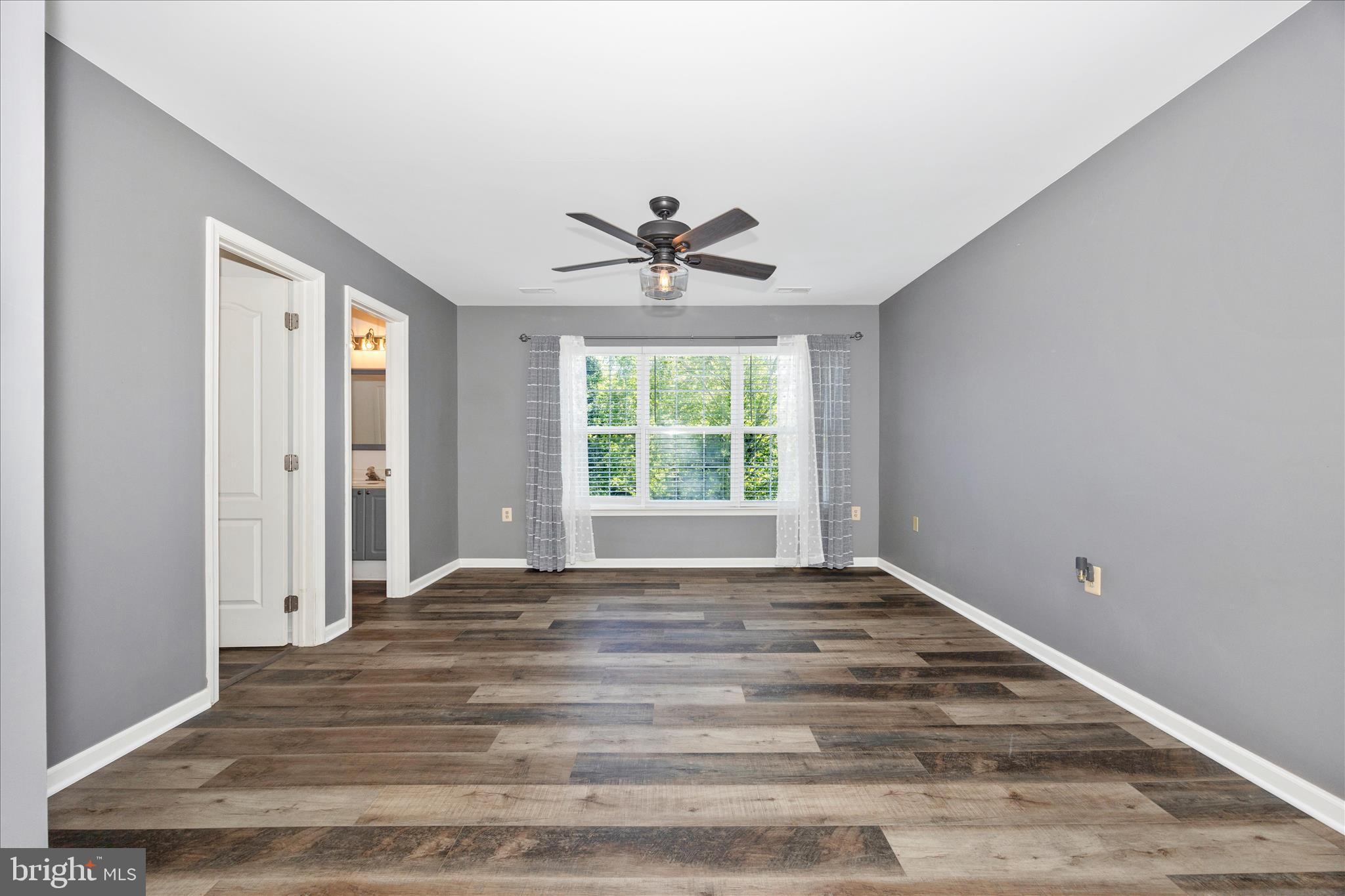 SPRING RIDGE - Residential