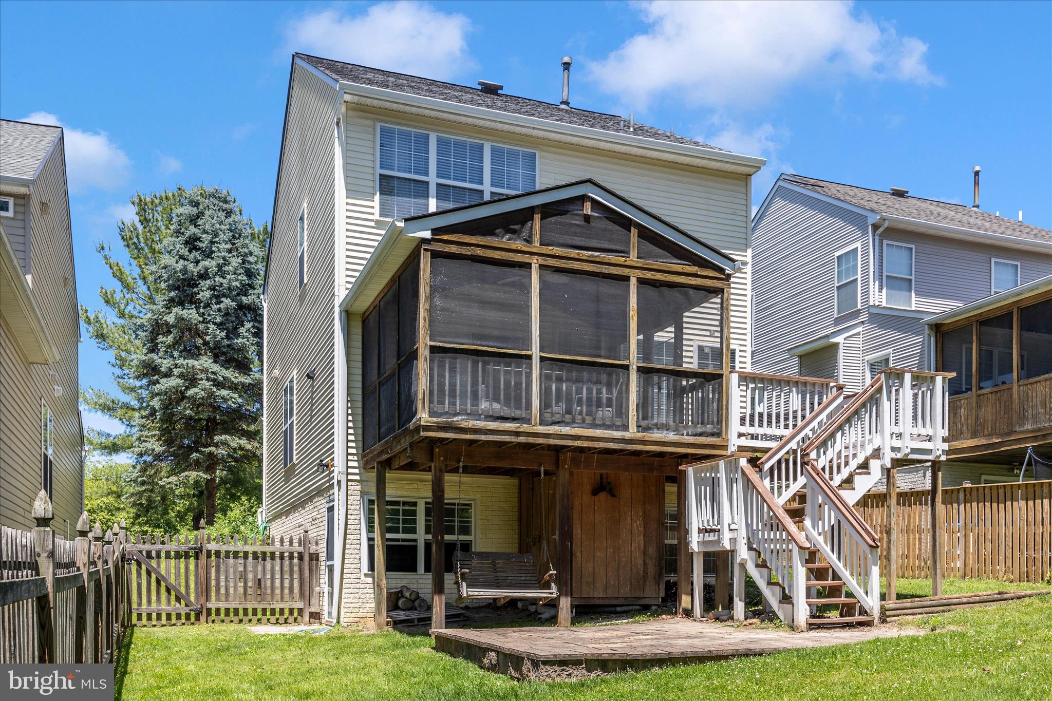 SPRING RIDGE - Residential
