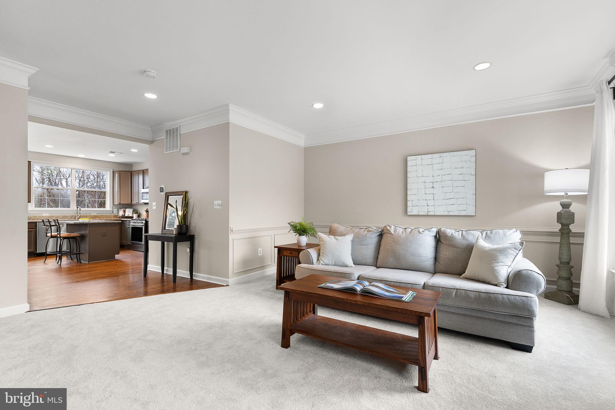 RIVERSIDE STATION - Residential