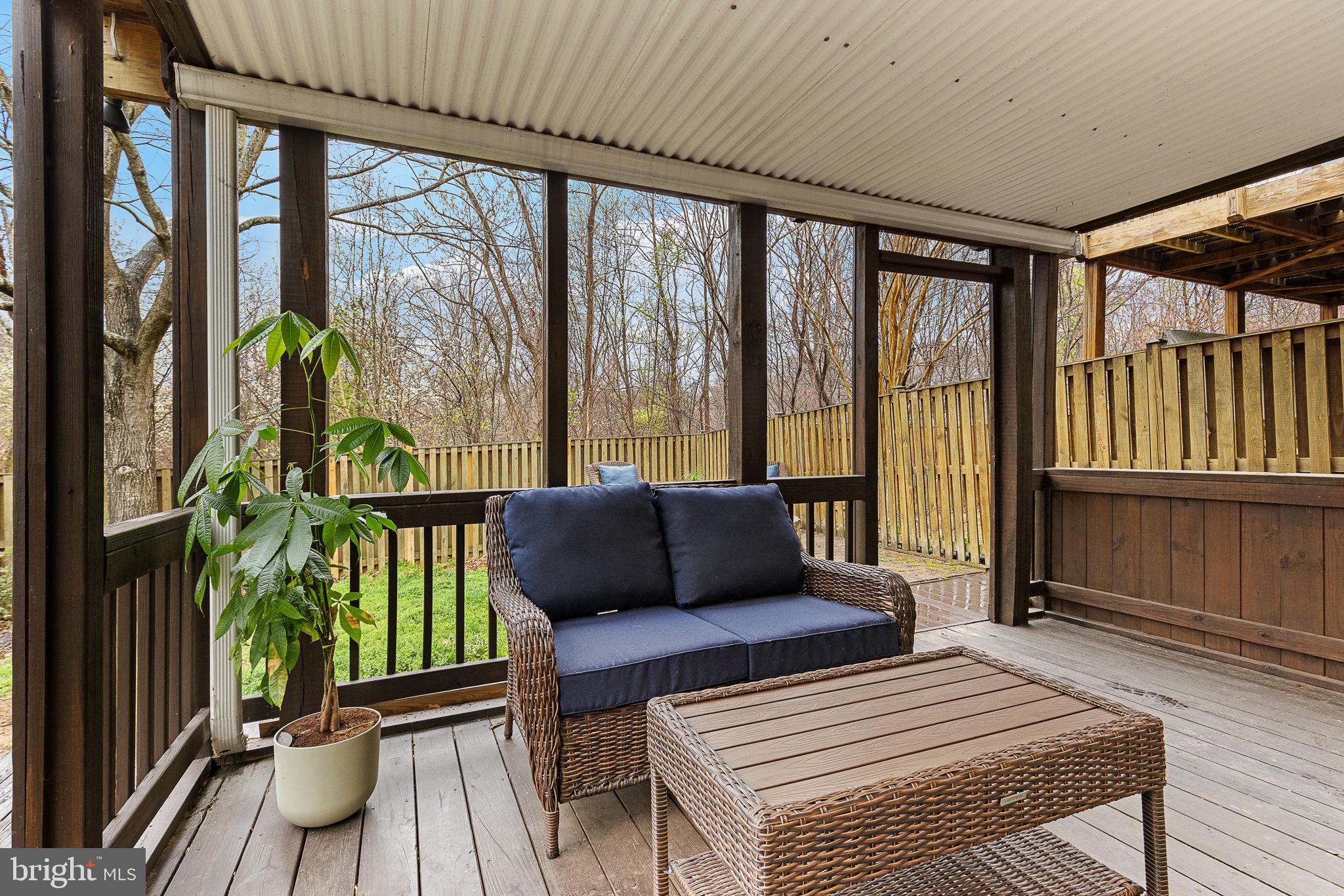 RIVERSIDE STATION - Residential