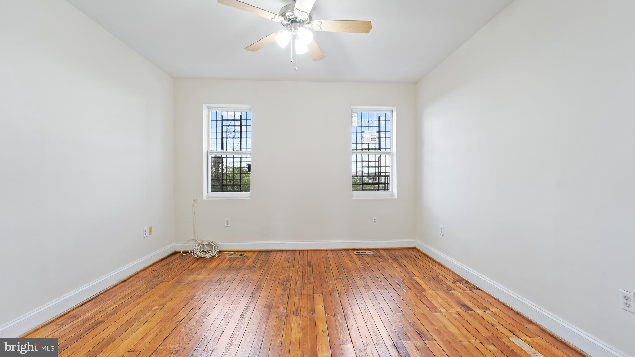 BARCLAY - Residential