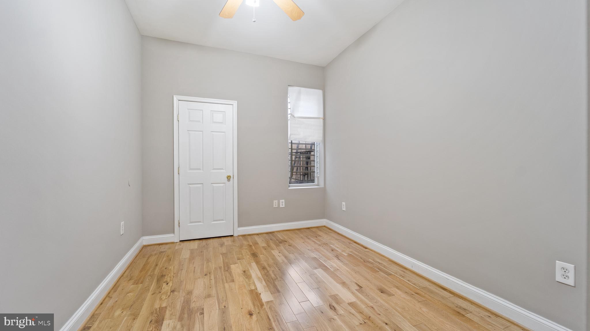 BARCLAY - Residential