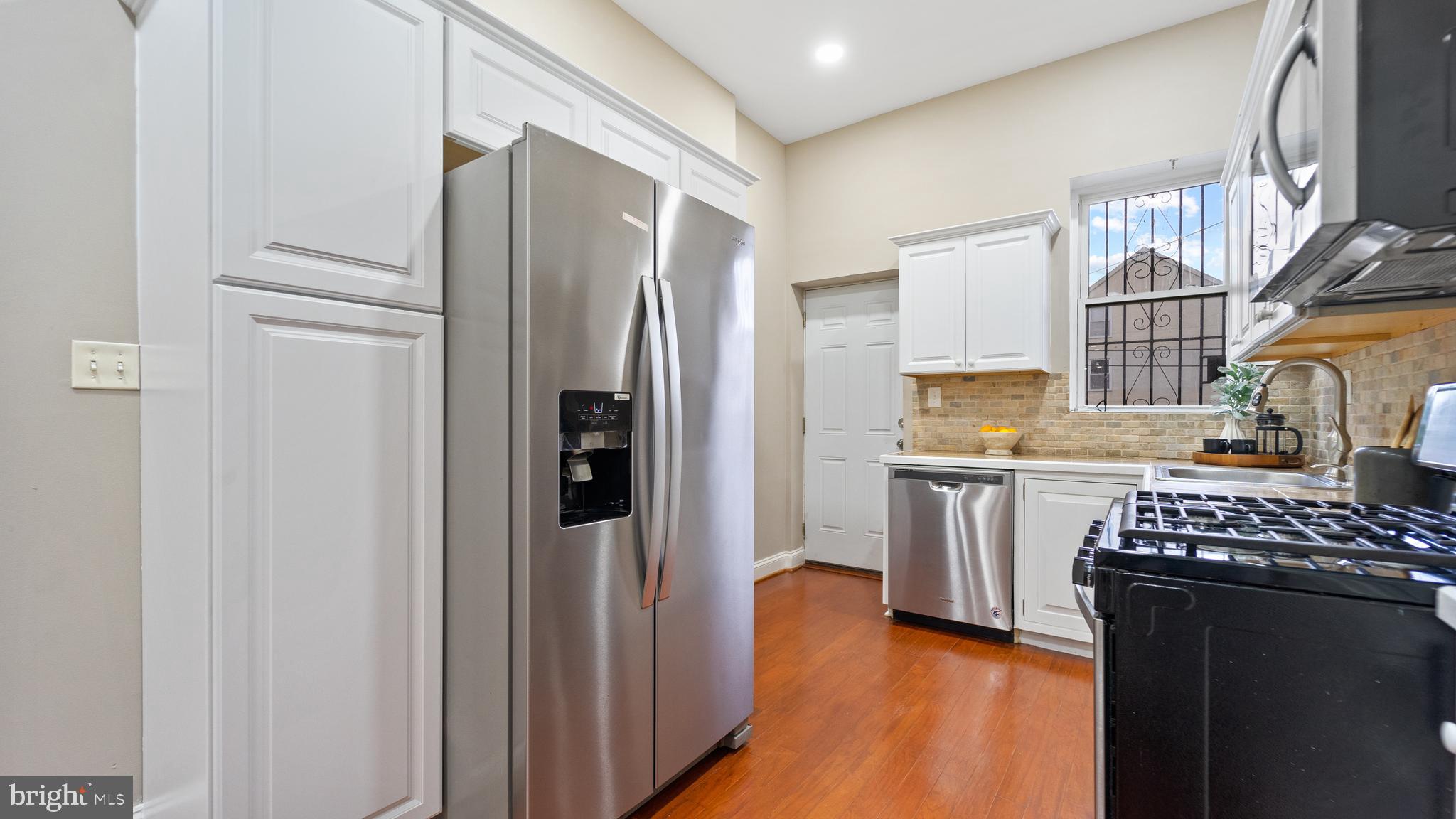 BARCLAY - Residential