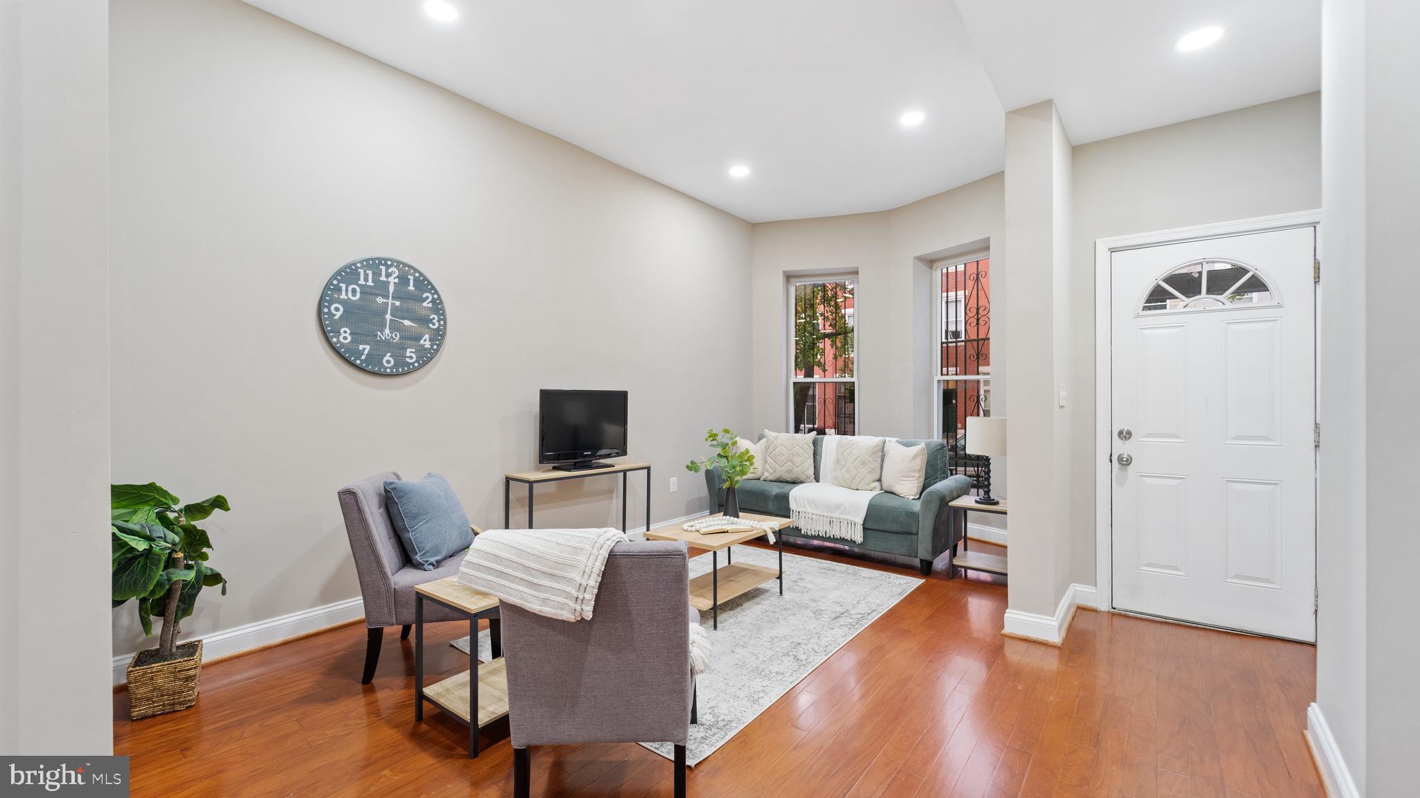 BARCLAY - Residential
