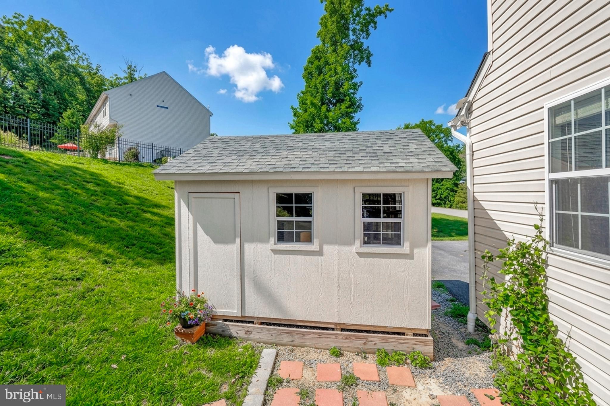 BROOKE RIDGE - Residential